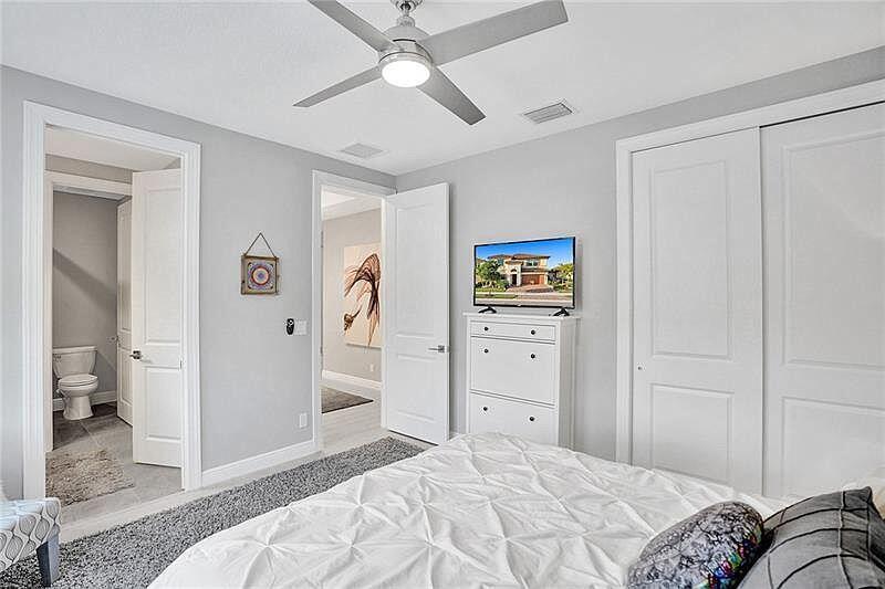 PARKLAND BAY - Residential Lease