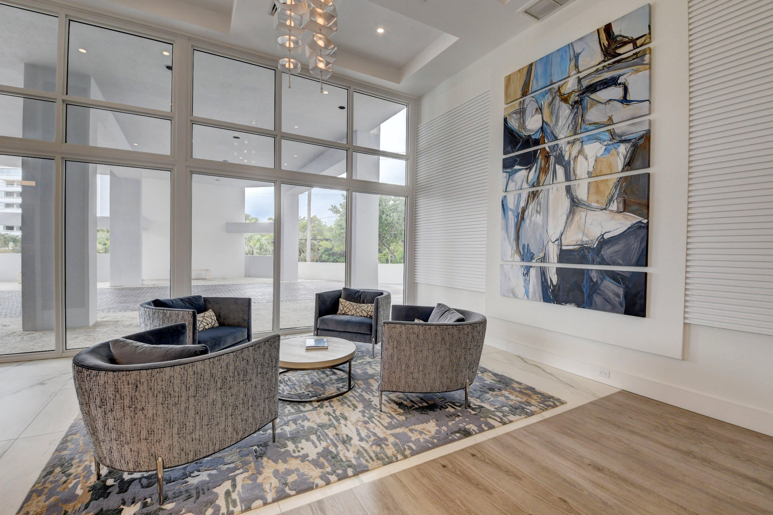 CLARENDON CONDO - Residential Lease
