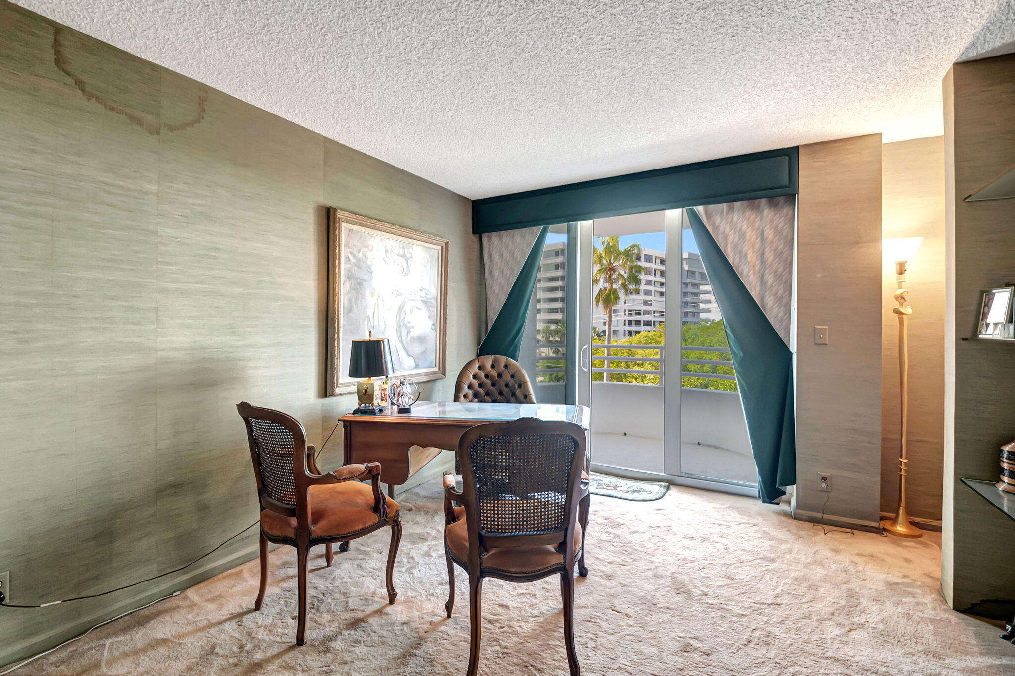 CLARENDON CONDO - Residential Lease