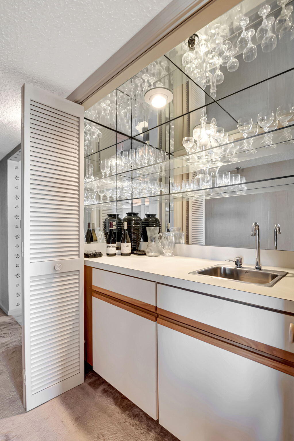 CLARENDON CONDO - Residential Lease