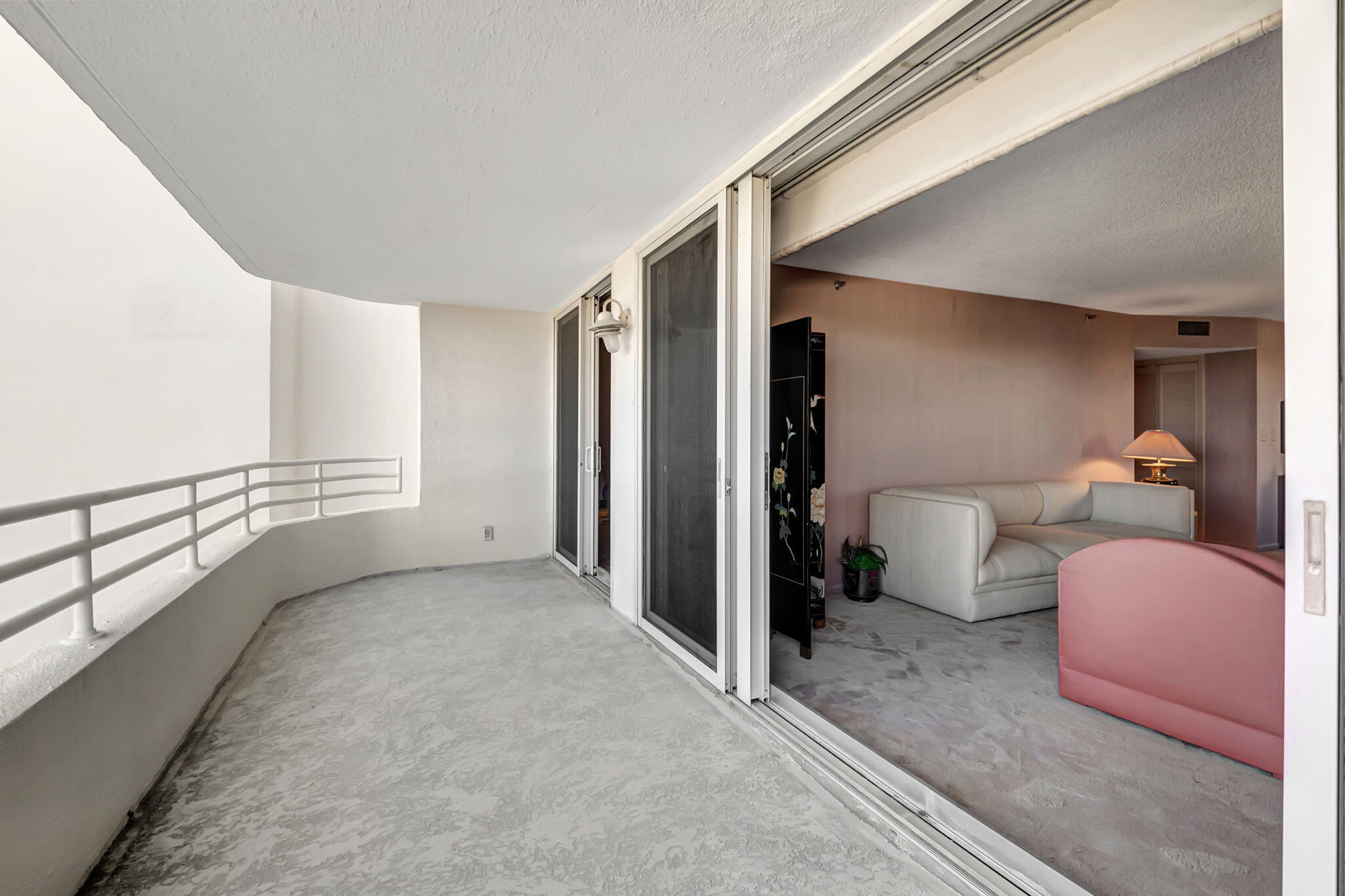 CLARENDON CONDO - Residential Lease