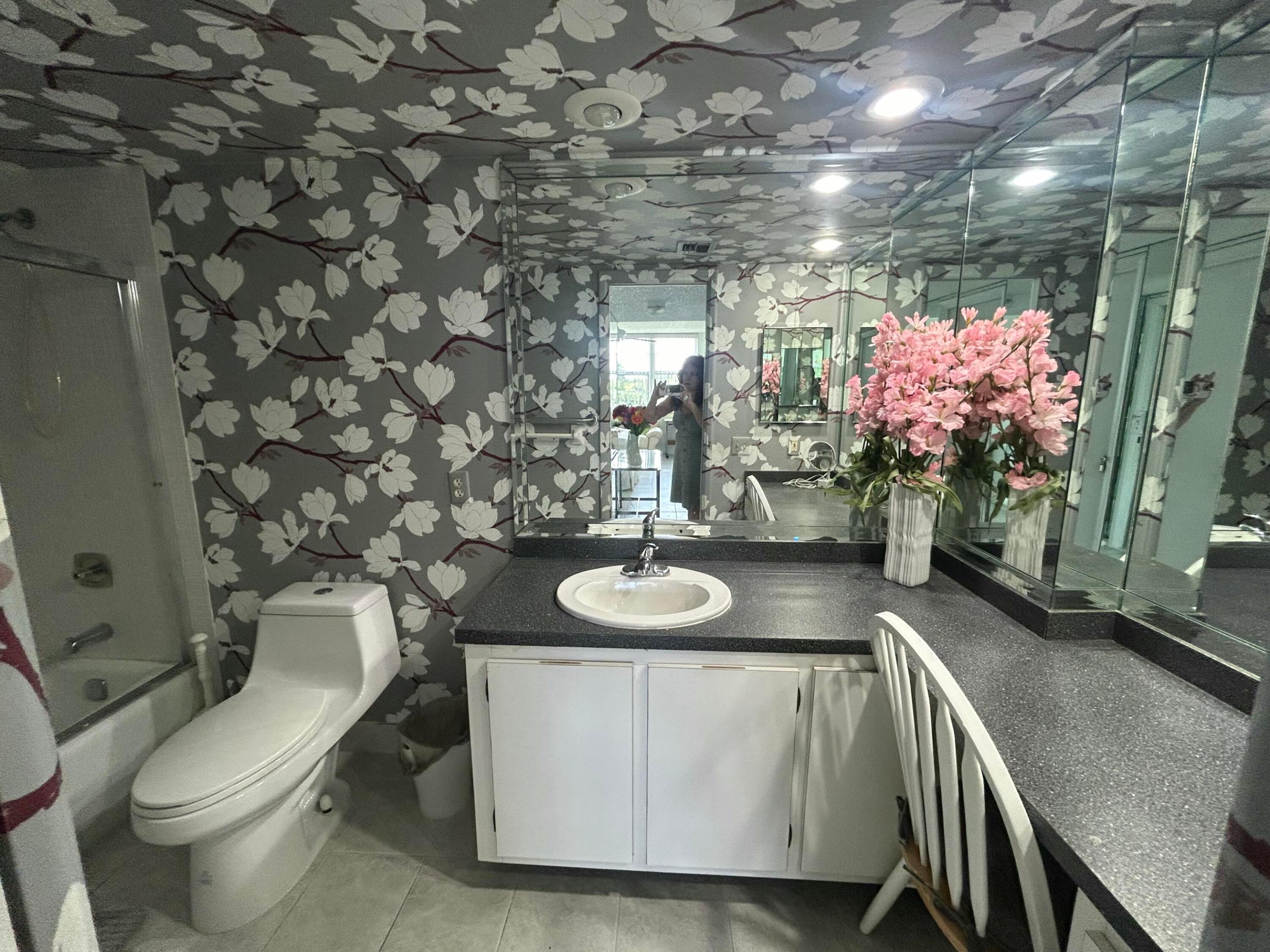 NO 103 PALM-AIRE COUNTRY CLUB - Residential
