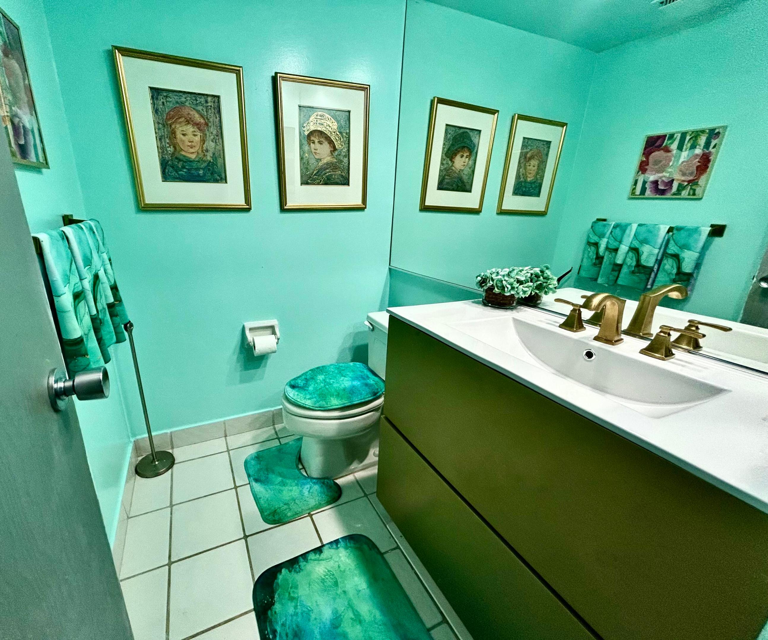 NO 103 PALM-AIRE COUNTRY CLUB - Residential