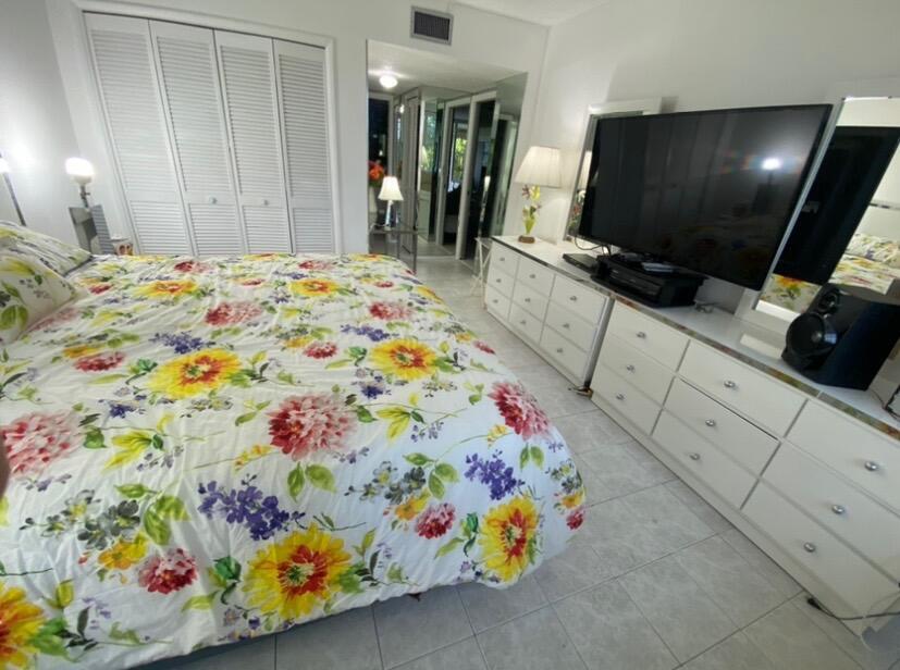 NO 103 PALM-AIRE COUNTRY CLUB - Residential