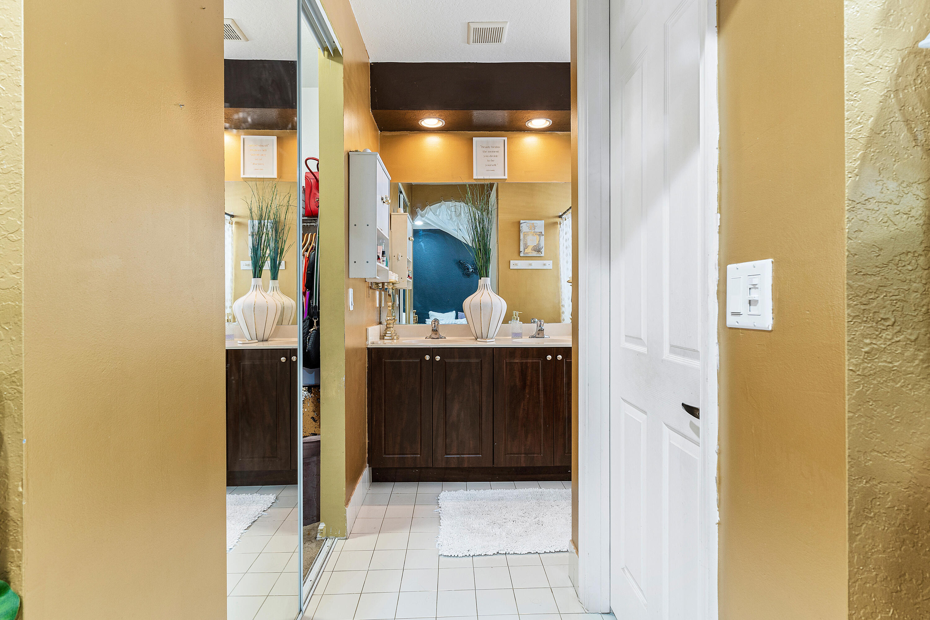 TUSCAN VILLAS CONDO - Residential