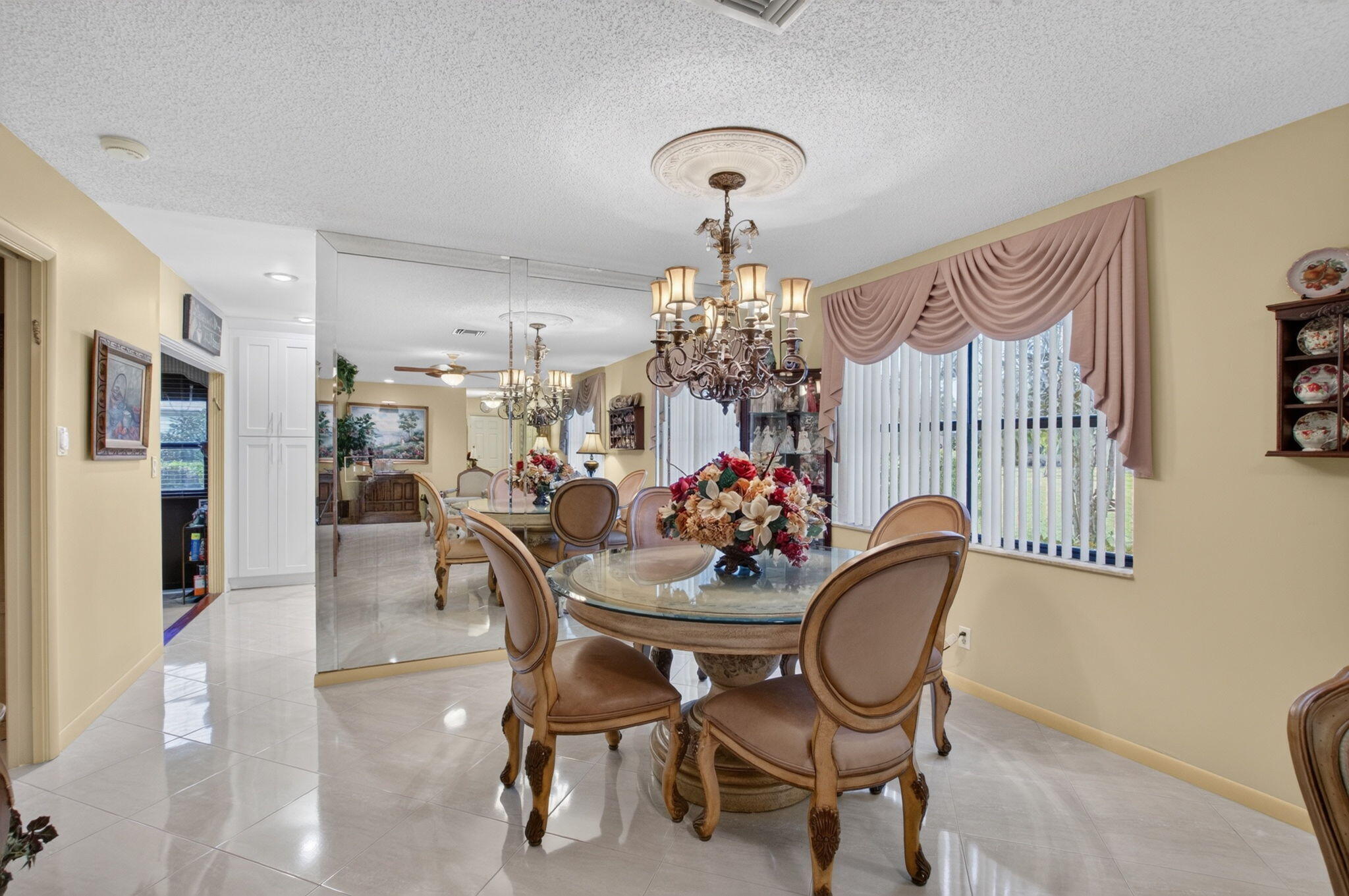 CHANTECLAIR VILLAS C - Residential