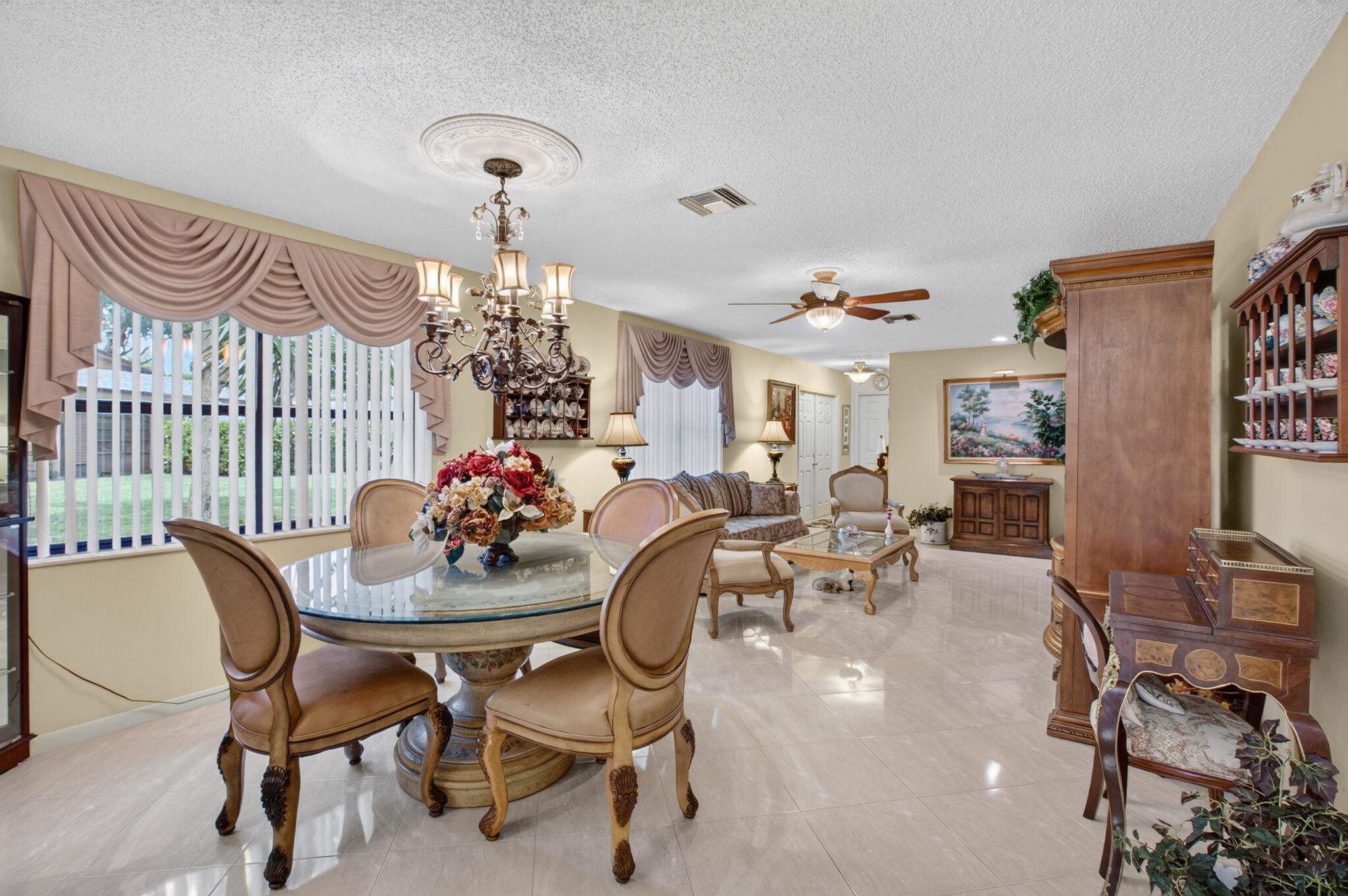 CHANTECLAIR VILLAS C - Residential
