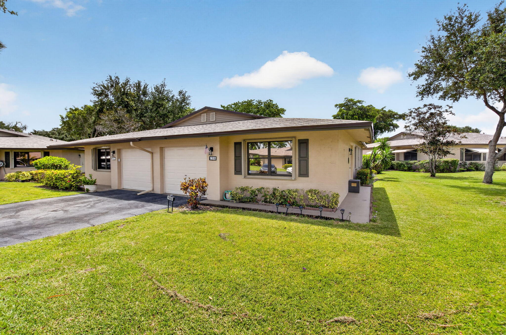 CHANTECLAIR VILLAS C - Residential