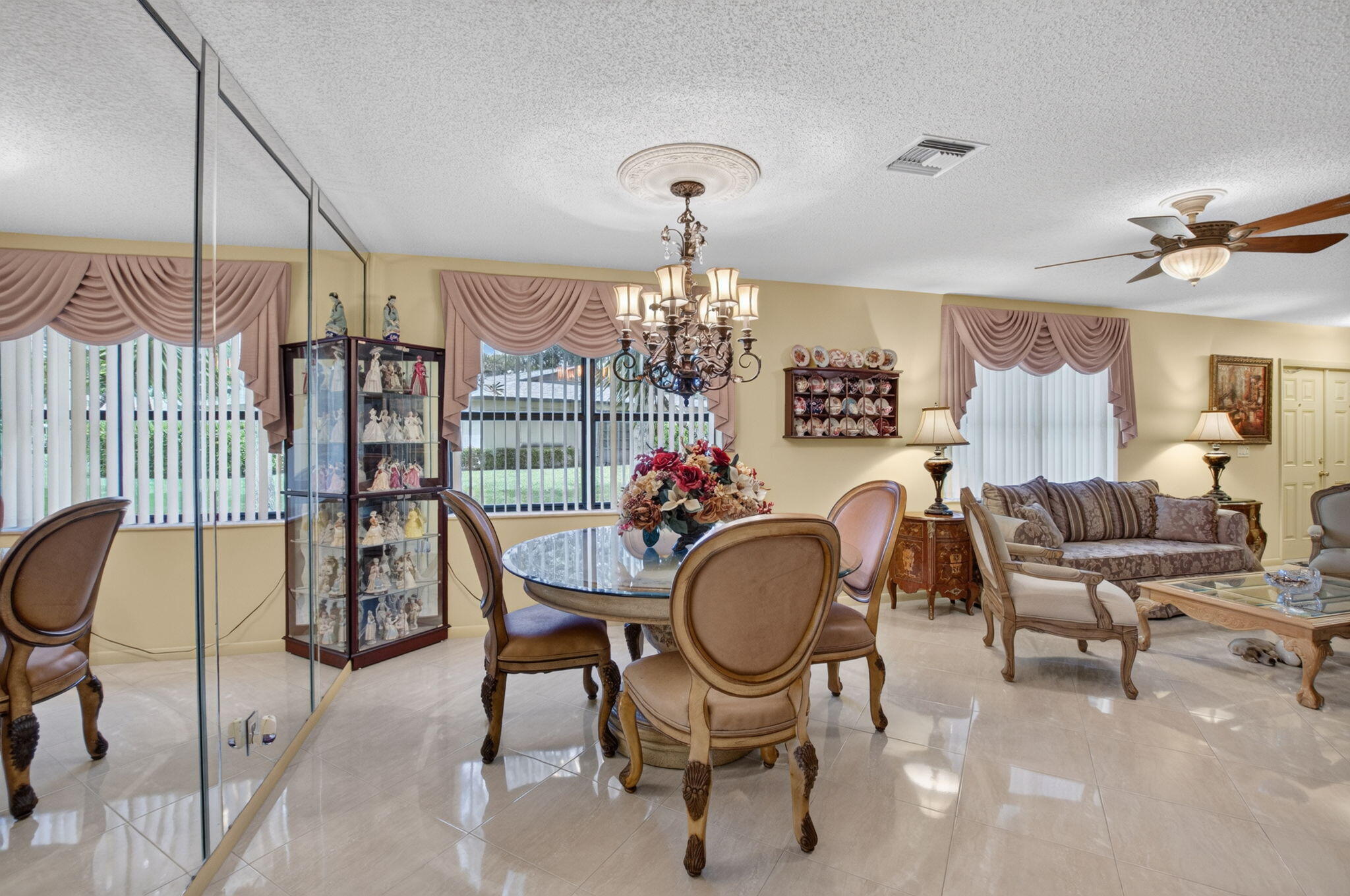 CHANTECLAIR VILLAS C - Residential