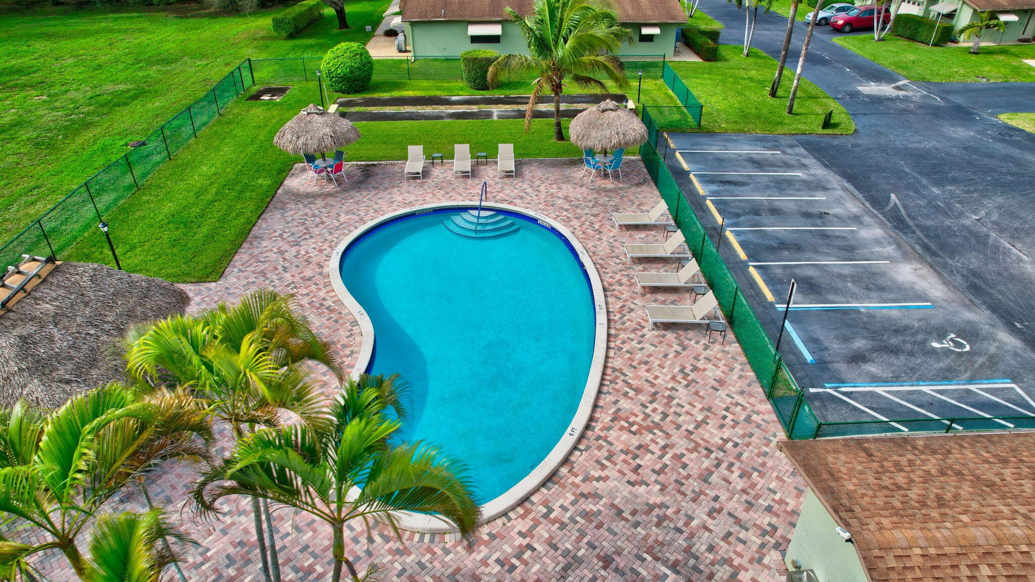 CHANTECLAIR VILLAS C - Residential