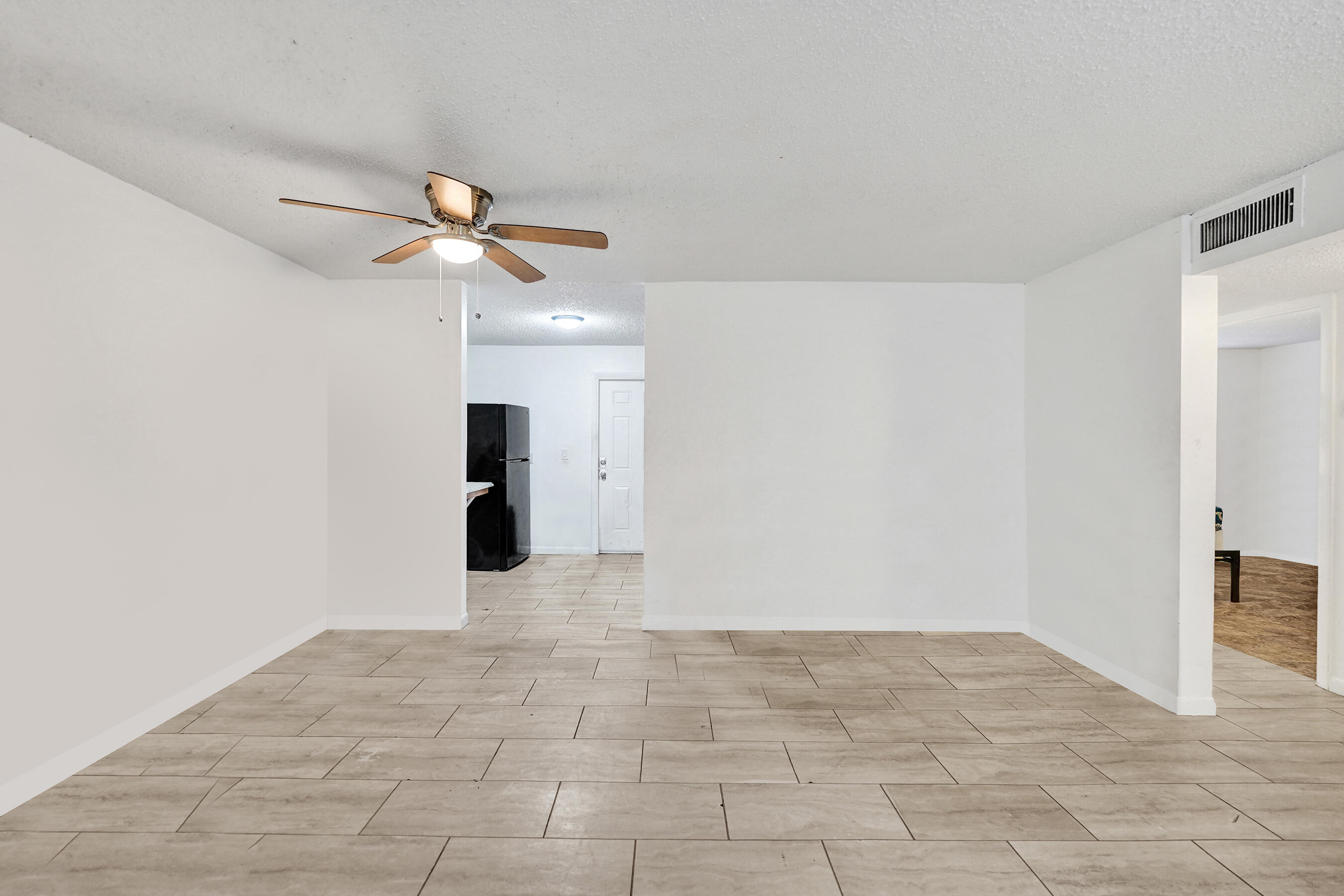 COURTYARDS AT CIMARRON CONDO - Residential