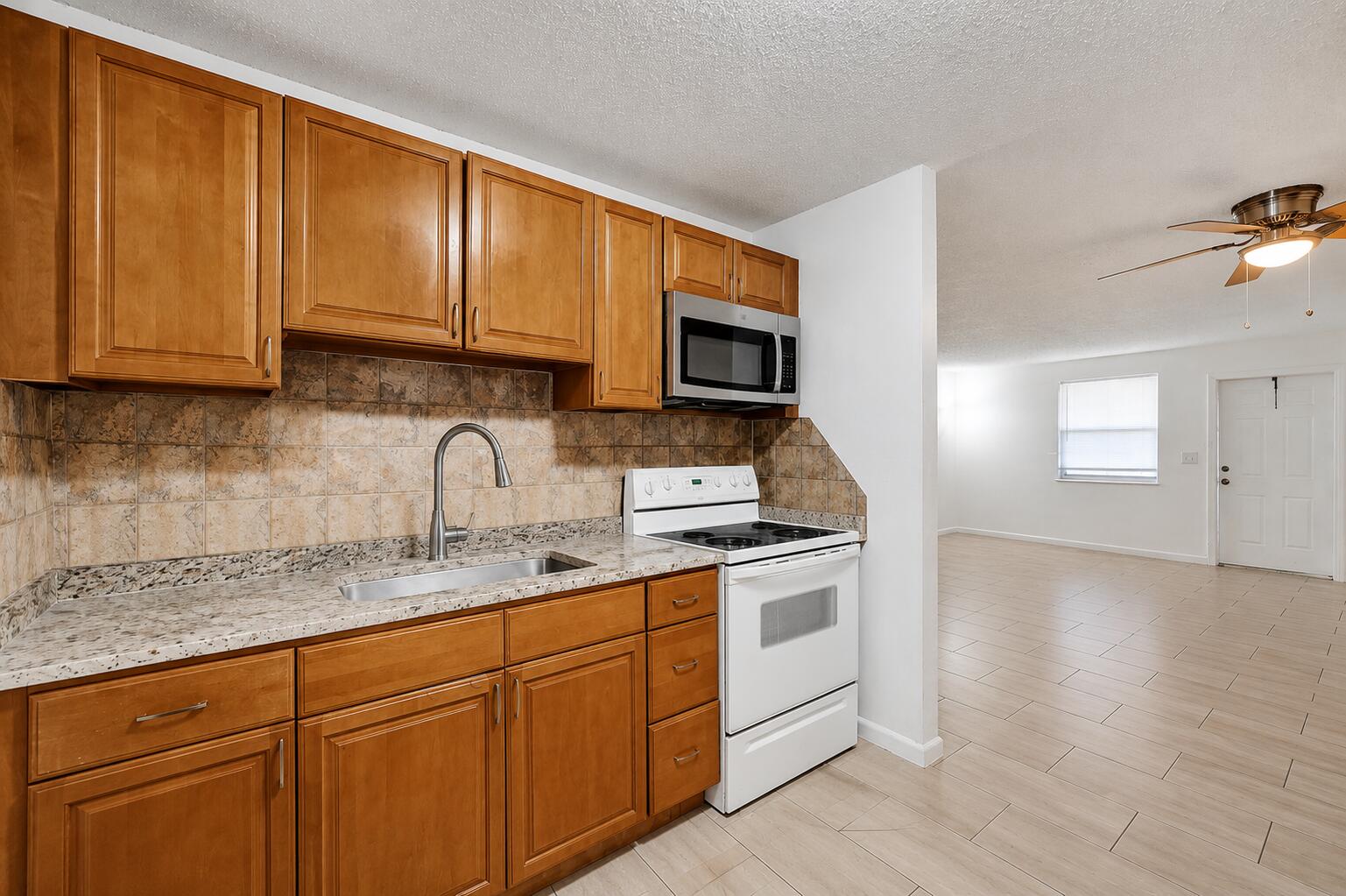 COURTYARDS AT CIMARRON CONDO - Residential