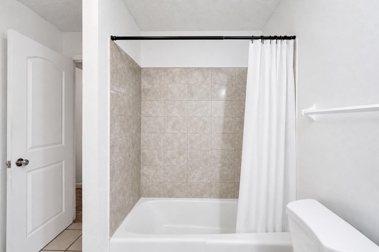 COURTYARDS AT CIMARRON CONDO - Residential