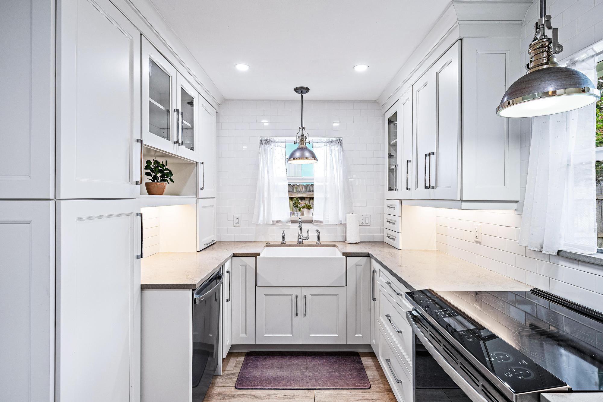 PLEASANT RIDGE - Residential Lease