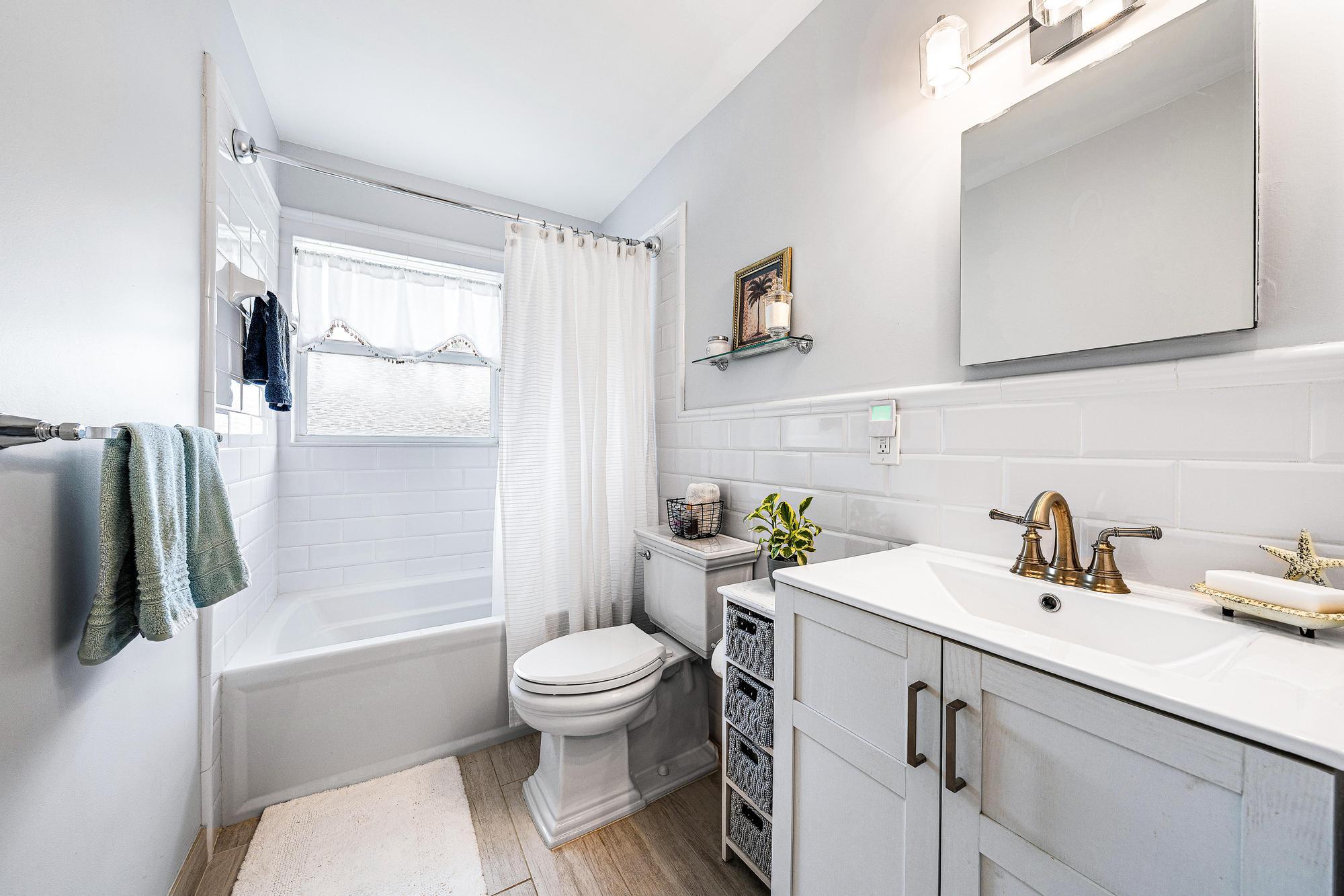 PLEASANT RIDGE - Residential Lease