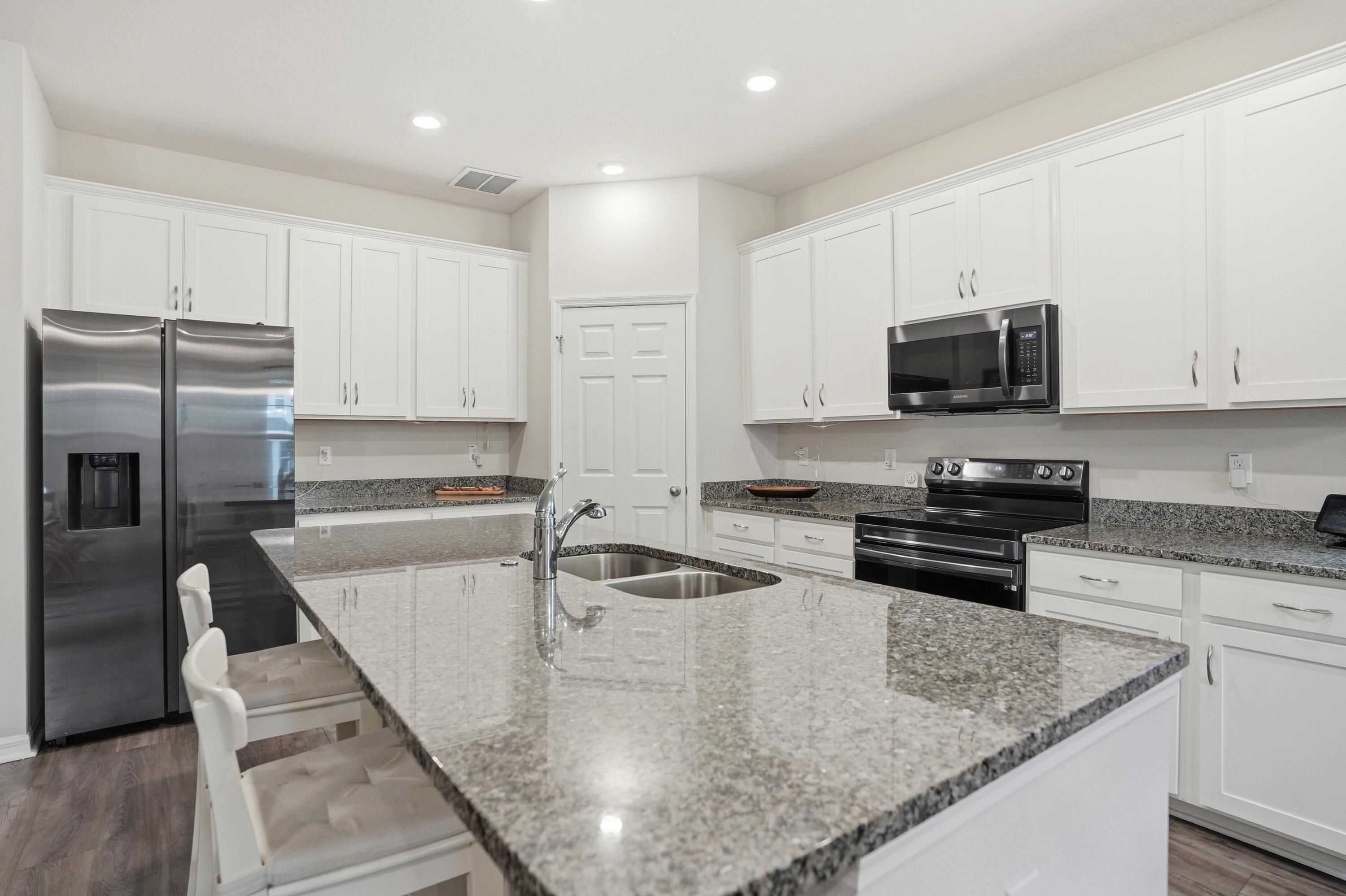 AVALON PARK WEST PARCEL E - Residential