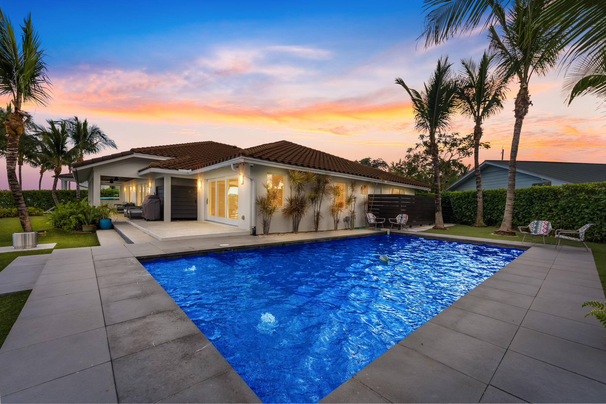 RIO VISTA OF ISLAND SHORE - Residential