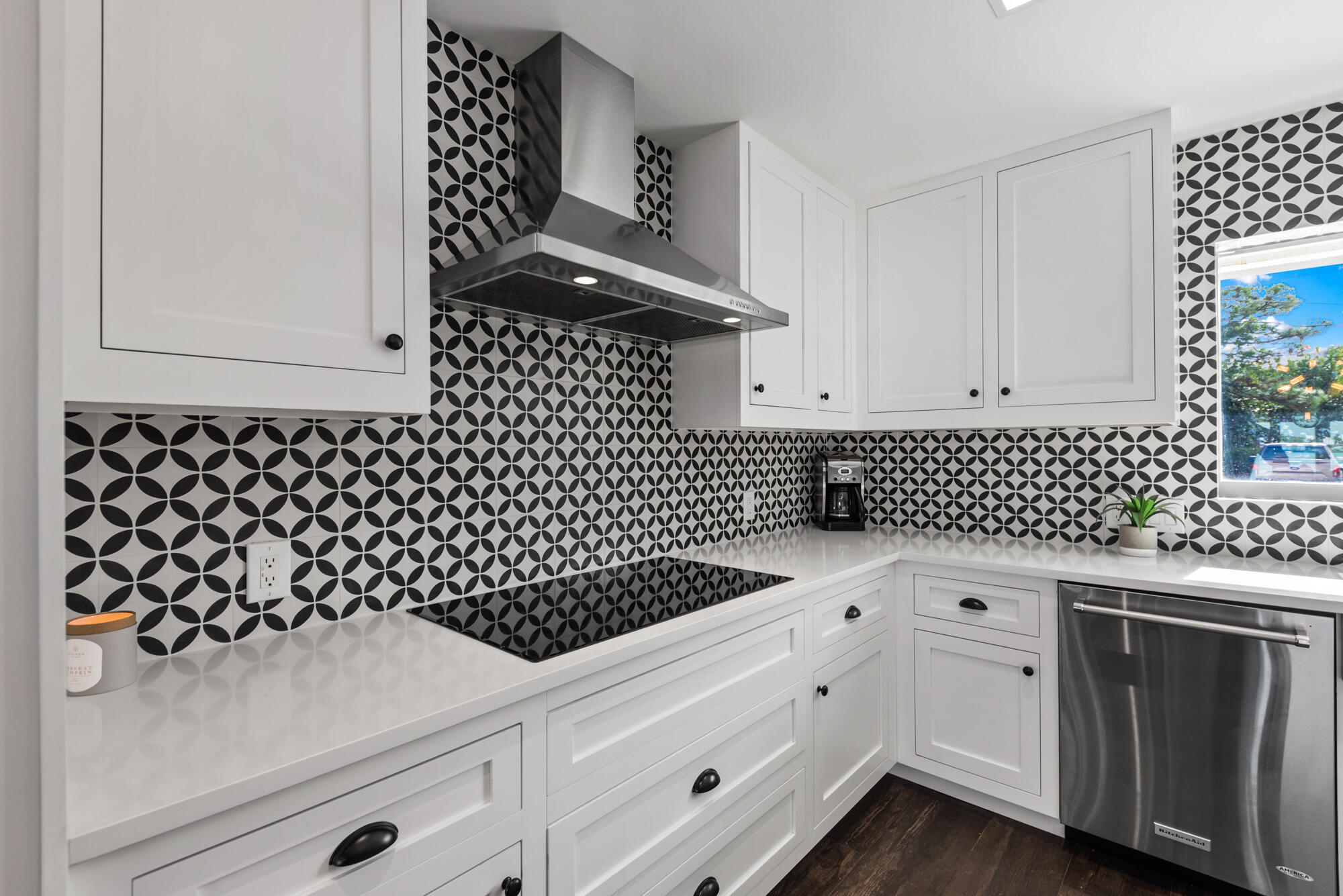 RIO VISTA OF ISLAND SHORE - Residential