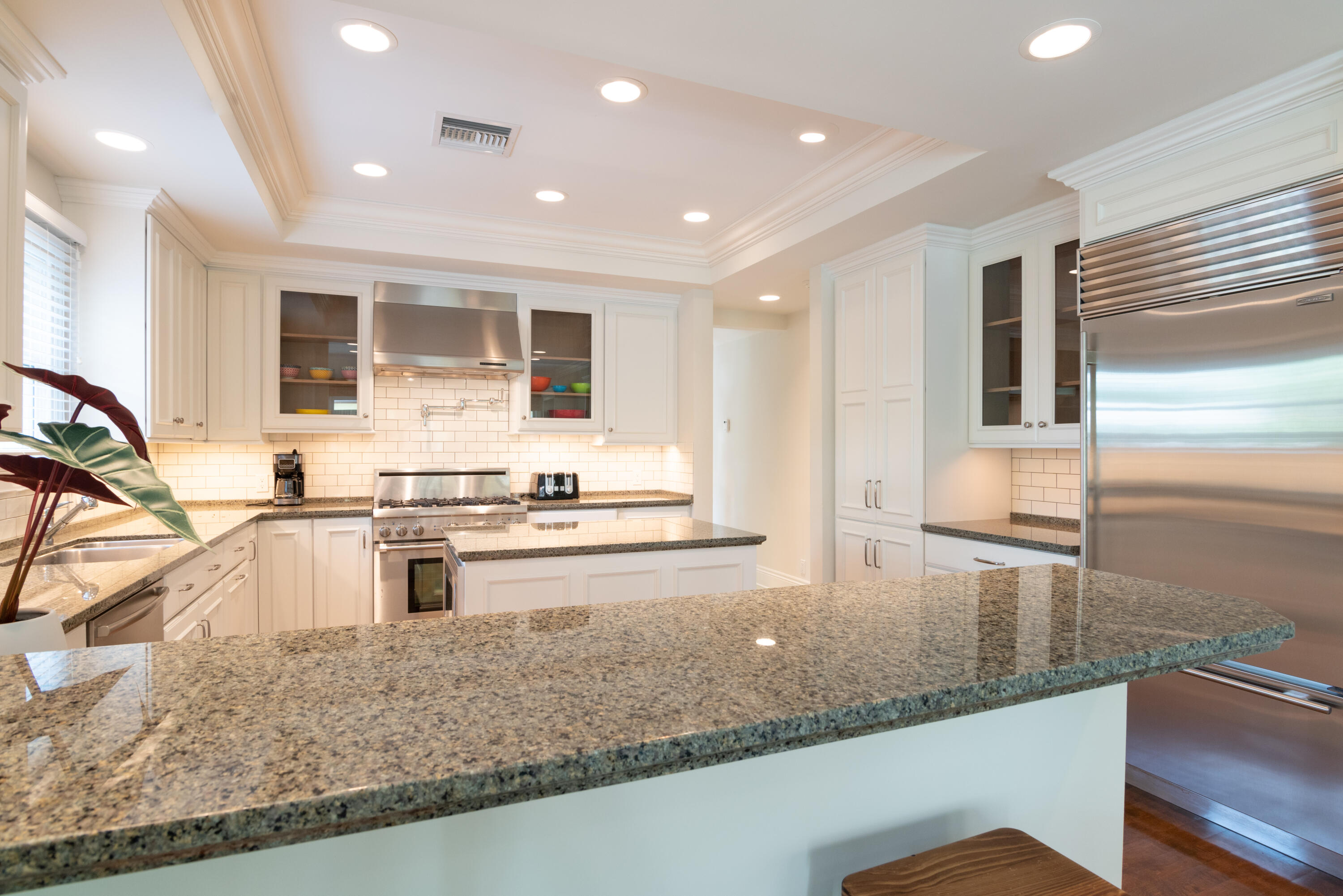 CHILEAN CONDOMINIUM OF PALM BEACH - Residential
