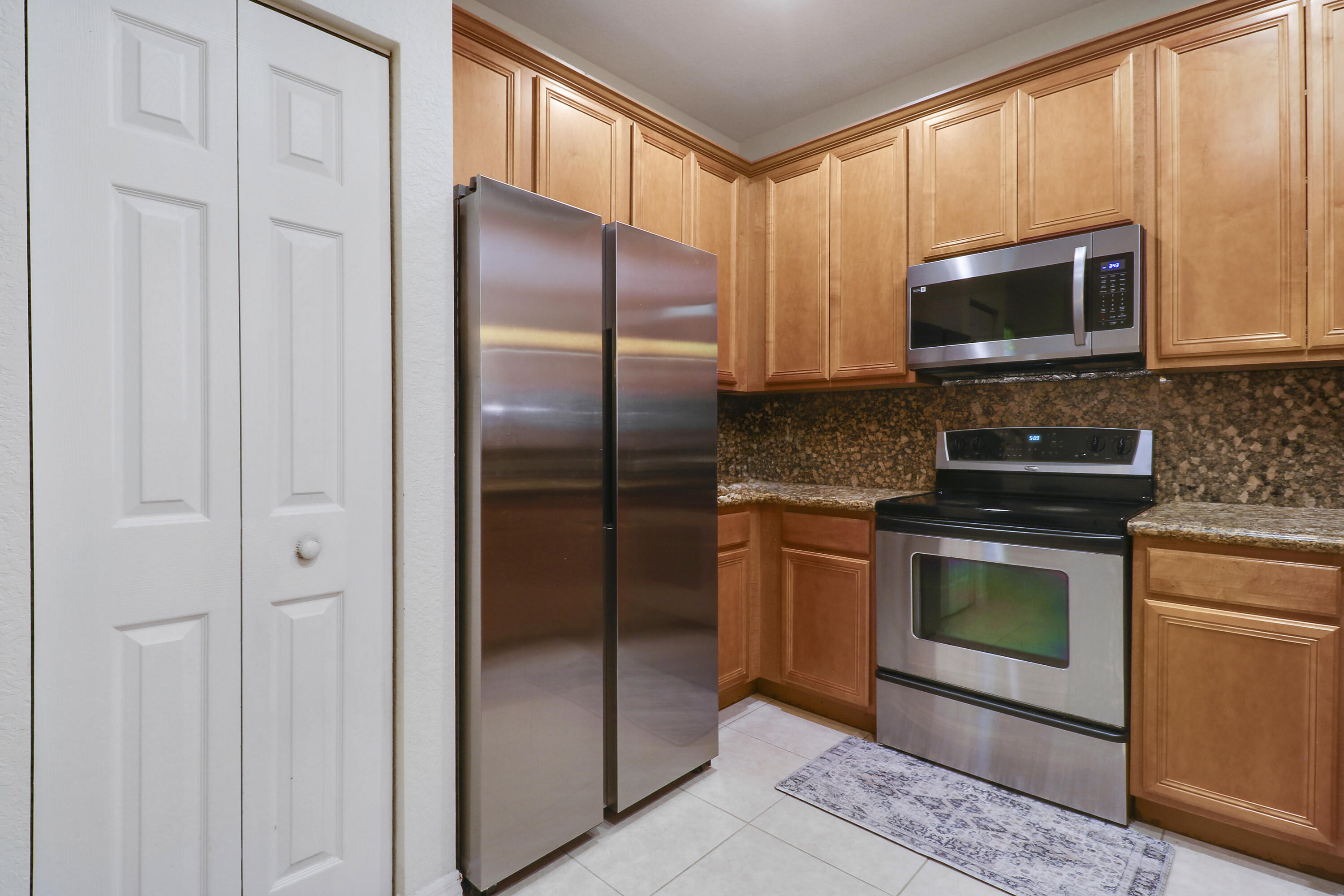 SANDPIPER COVE AT BOTANICA CONDO - Residential