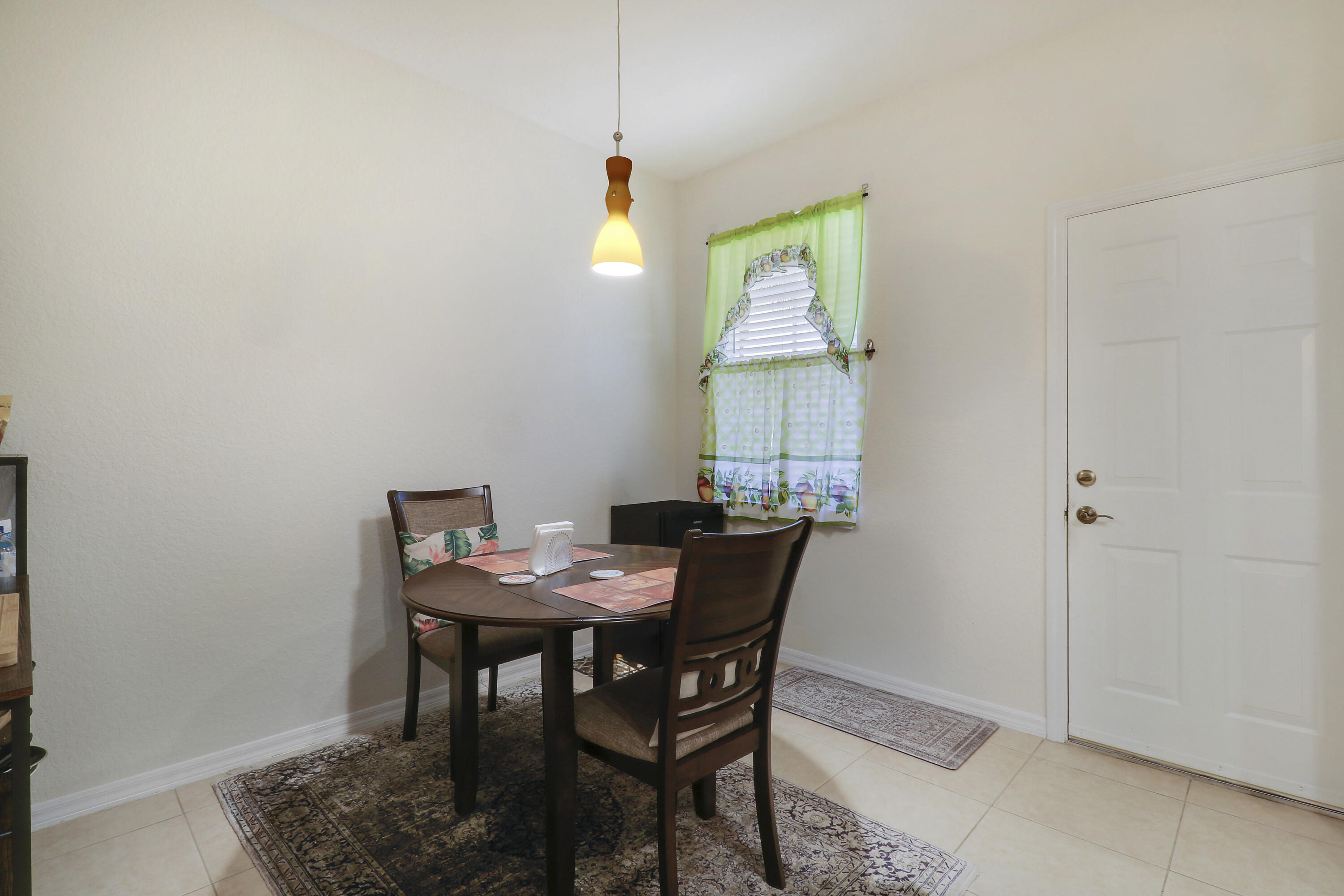 SANDPIPER COVE AT BOTANICA CONDO - Residential