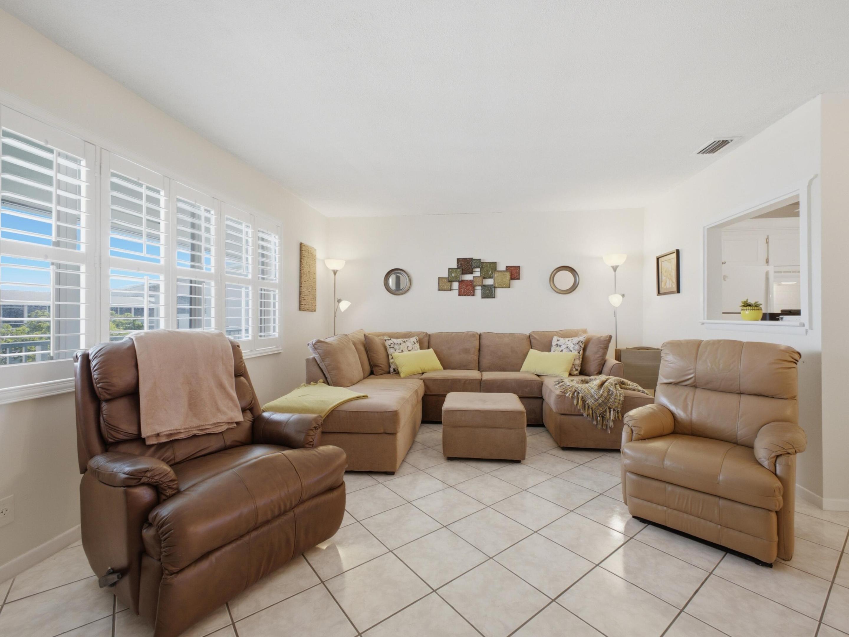 STERLING VILLAGE 350 CONDO - Residential