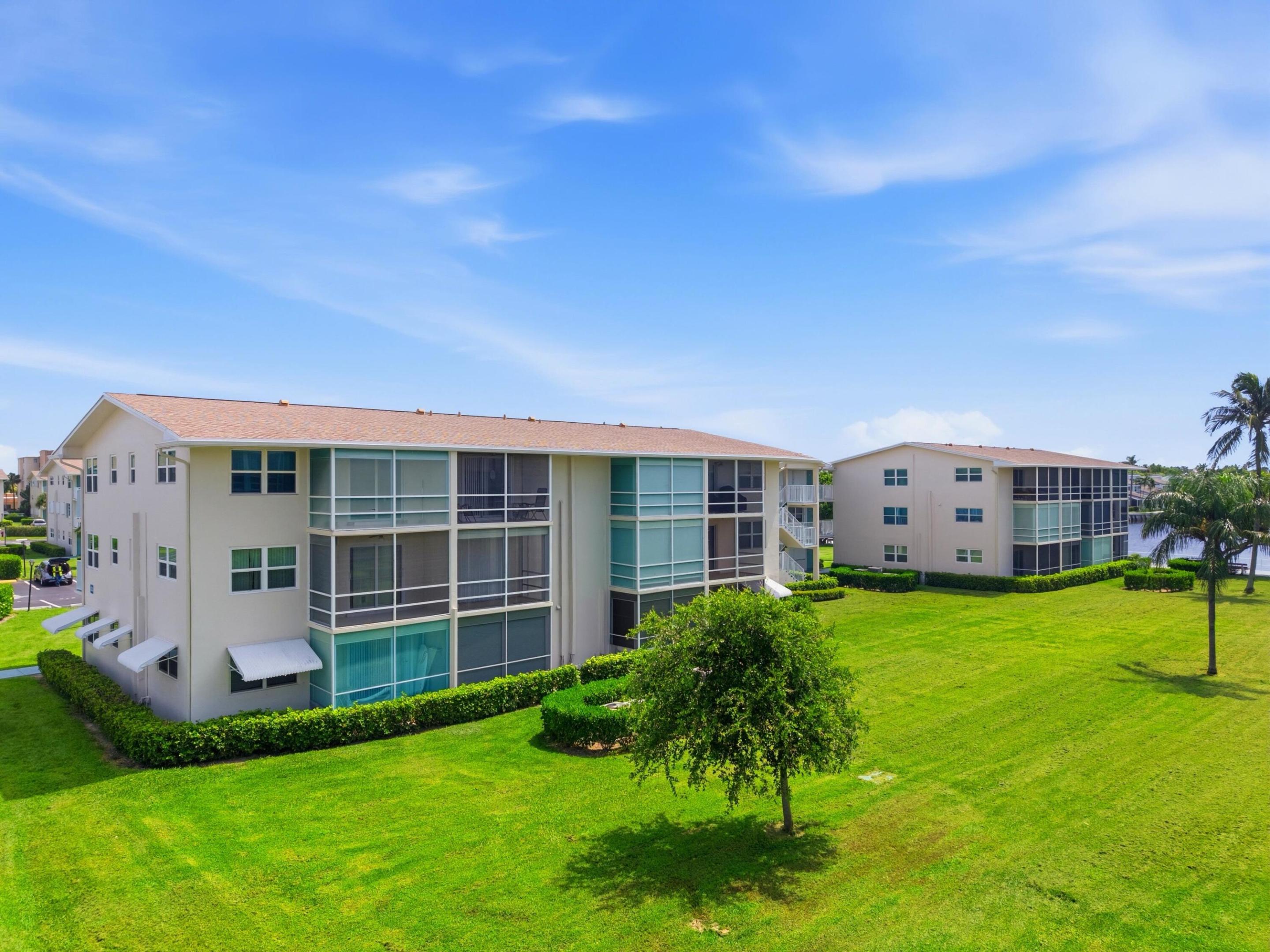 STERLING VILLAGE 350 CONDO - Residential