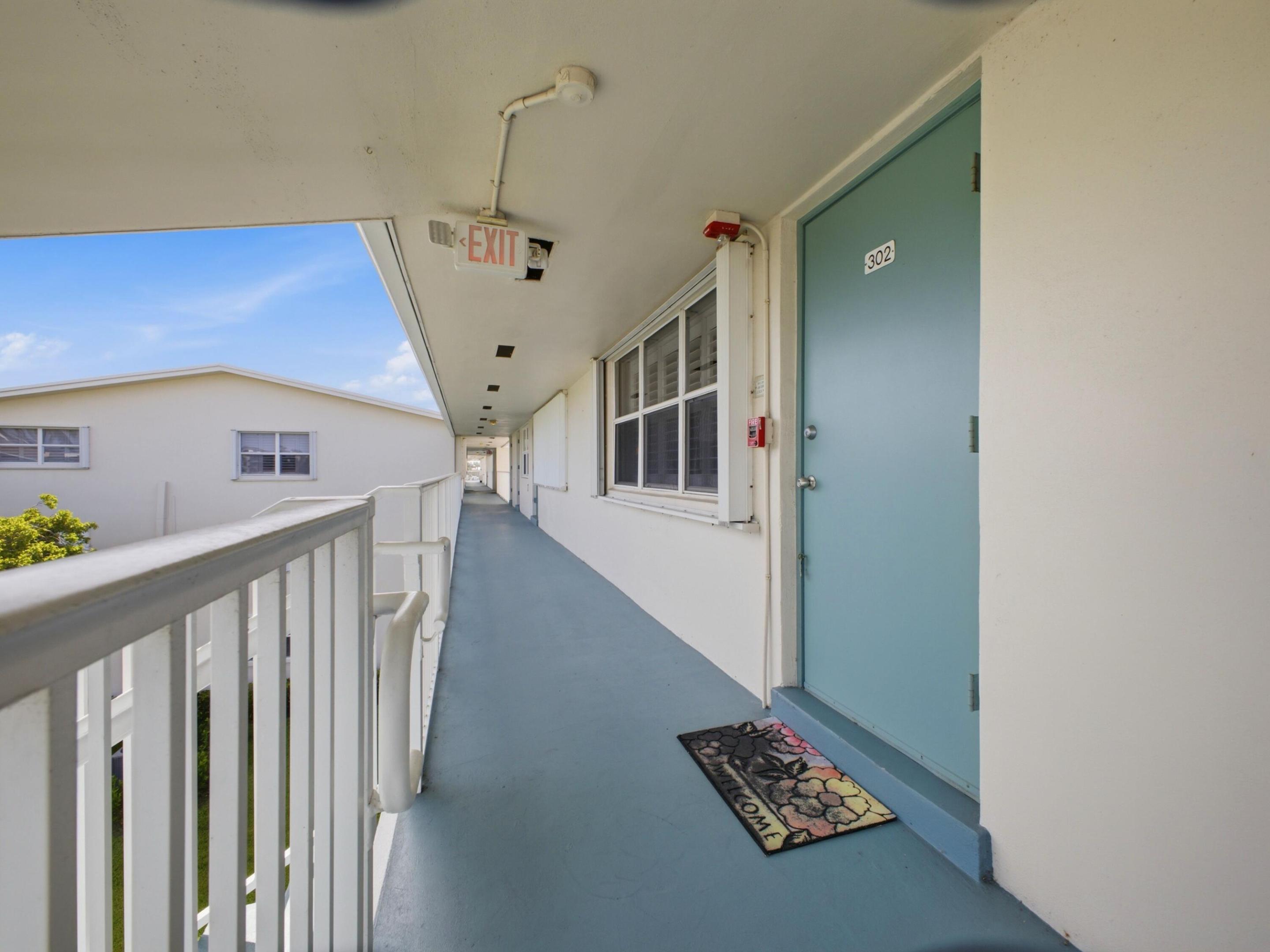 STERLING VILLAGE 350 CONDO - Residential