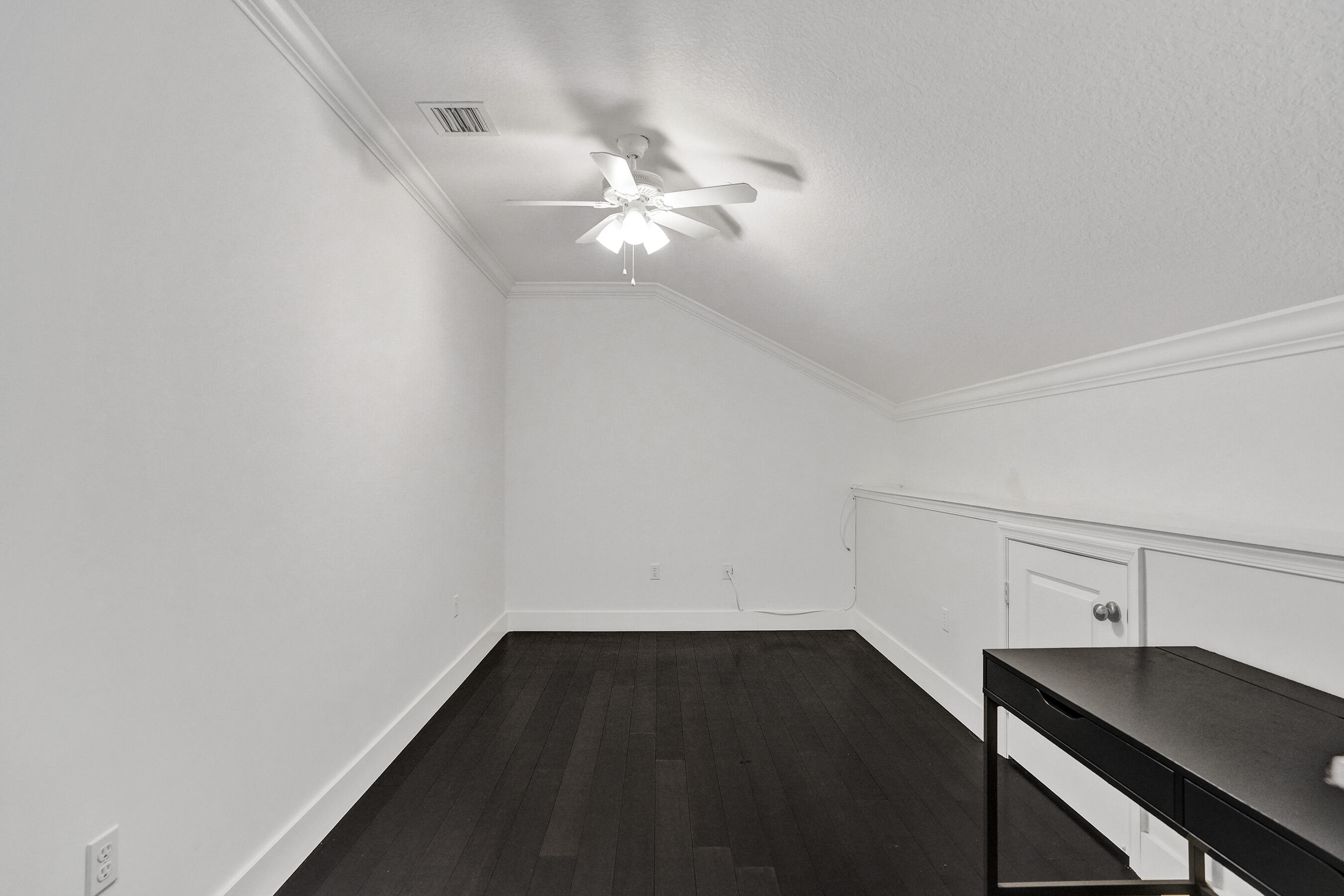 SAWGRASS LAKES - Residential