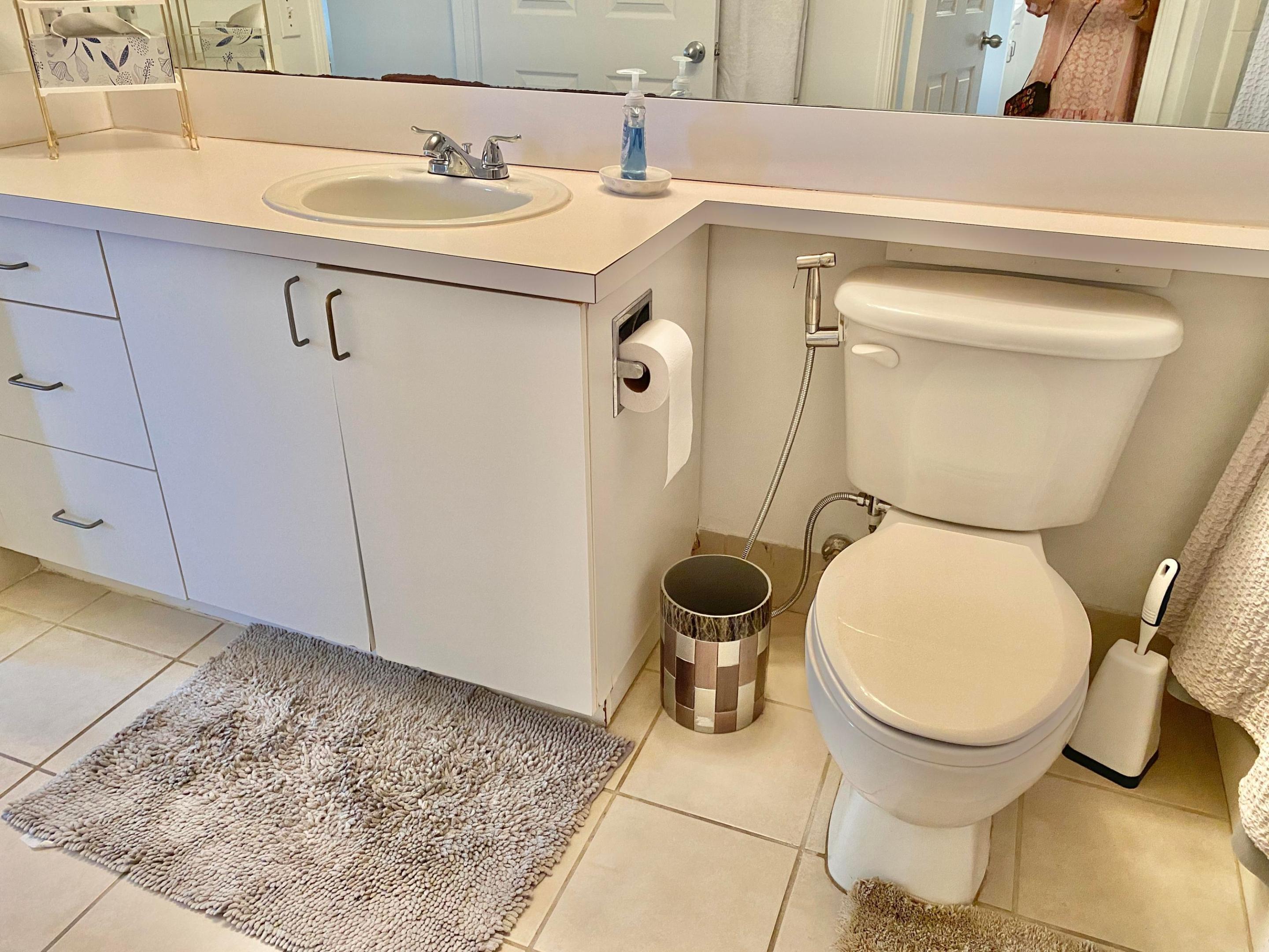 COURTYARDS IN CITYPLACE CONDO - Residential Lease