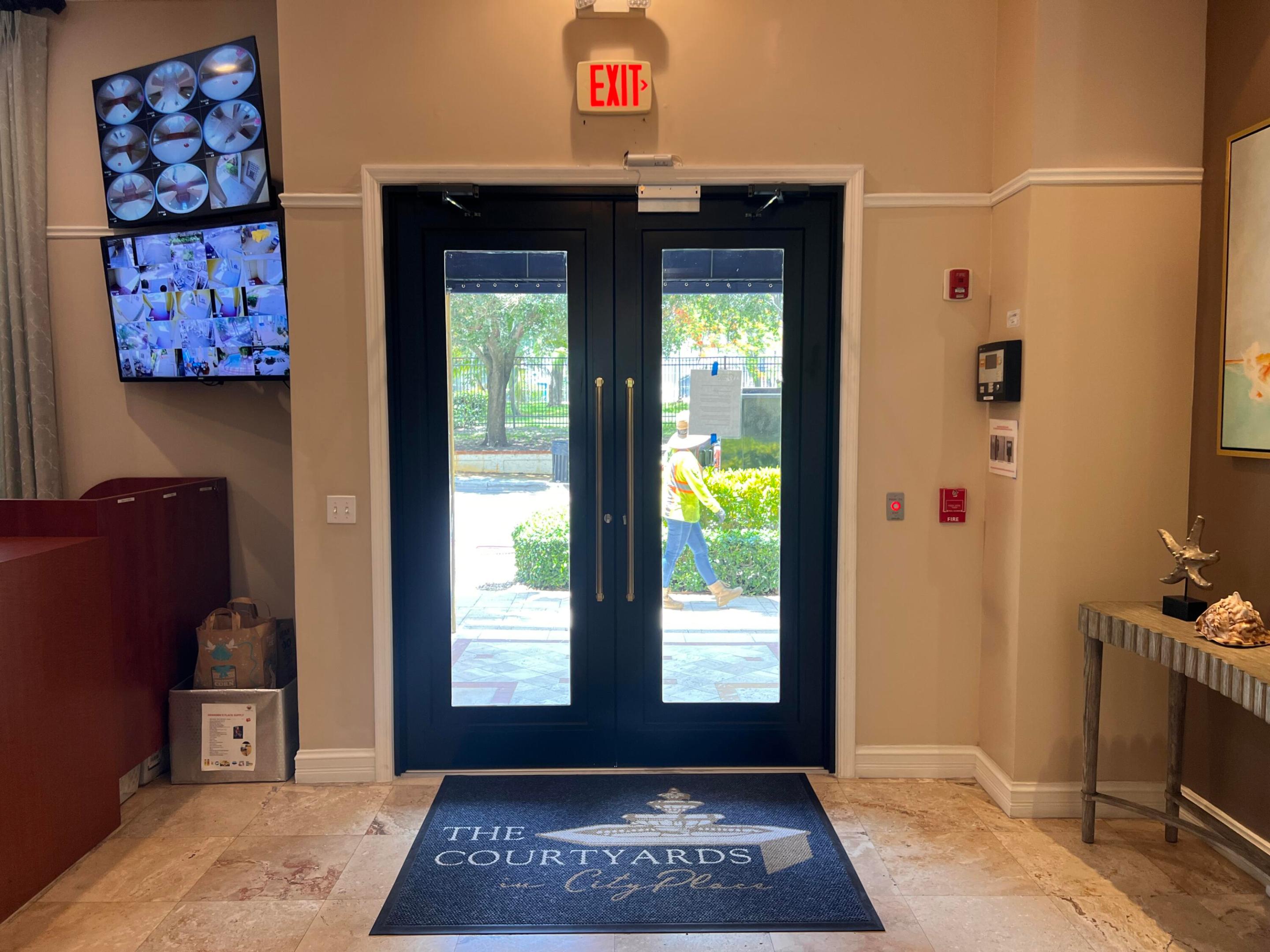 COURTYARDS IN CITYPLACE CONDO - Residential Lease
