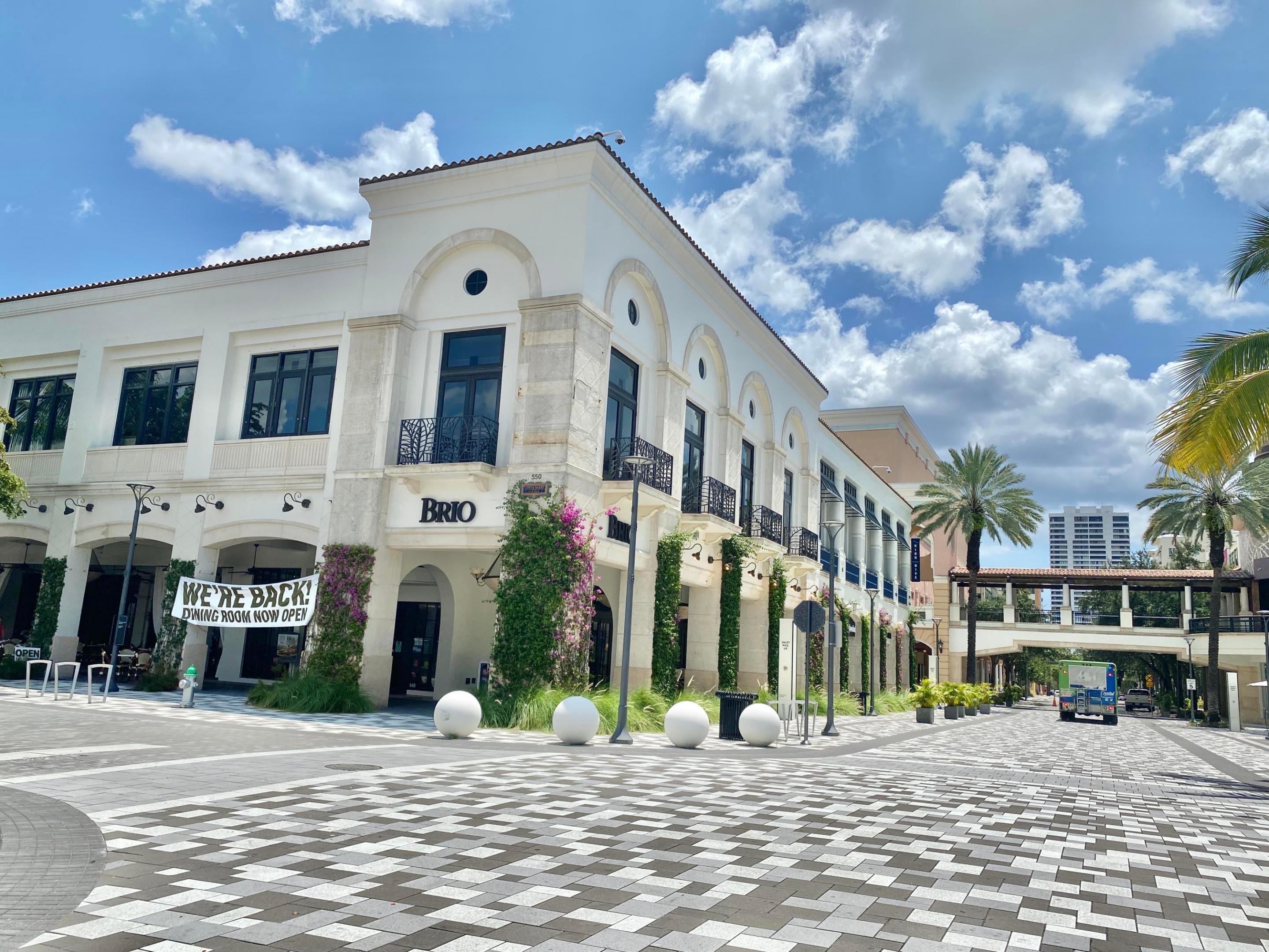 COURTYARDS IN CITYPLACE CONDO - Residential Lease
