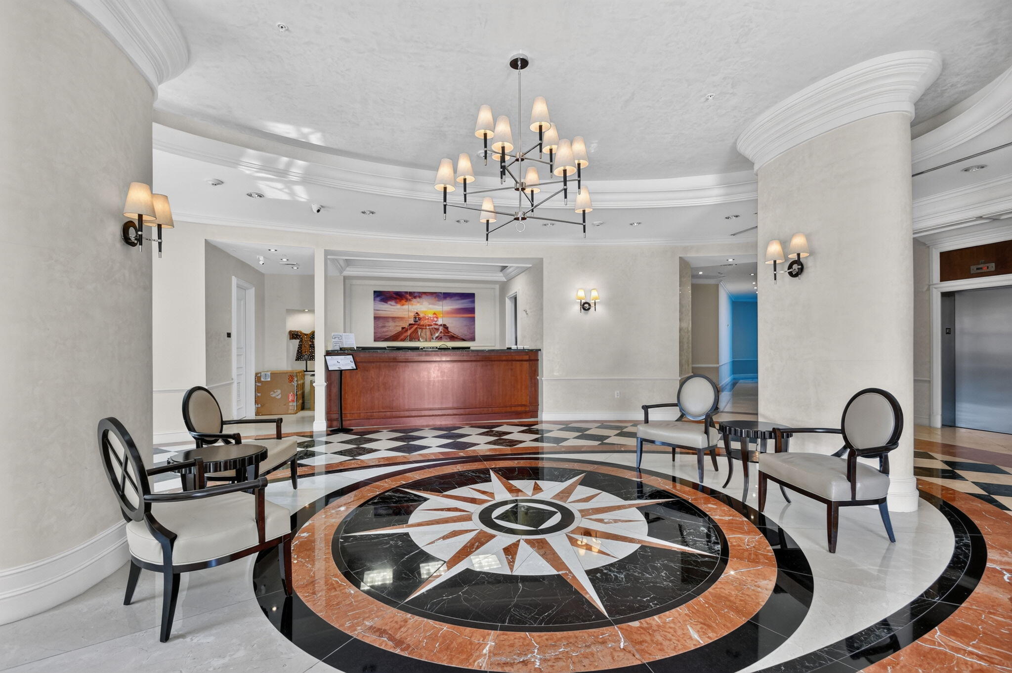 METROPOLITAN CONDO - Residential