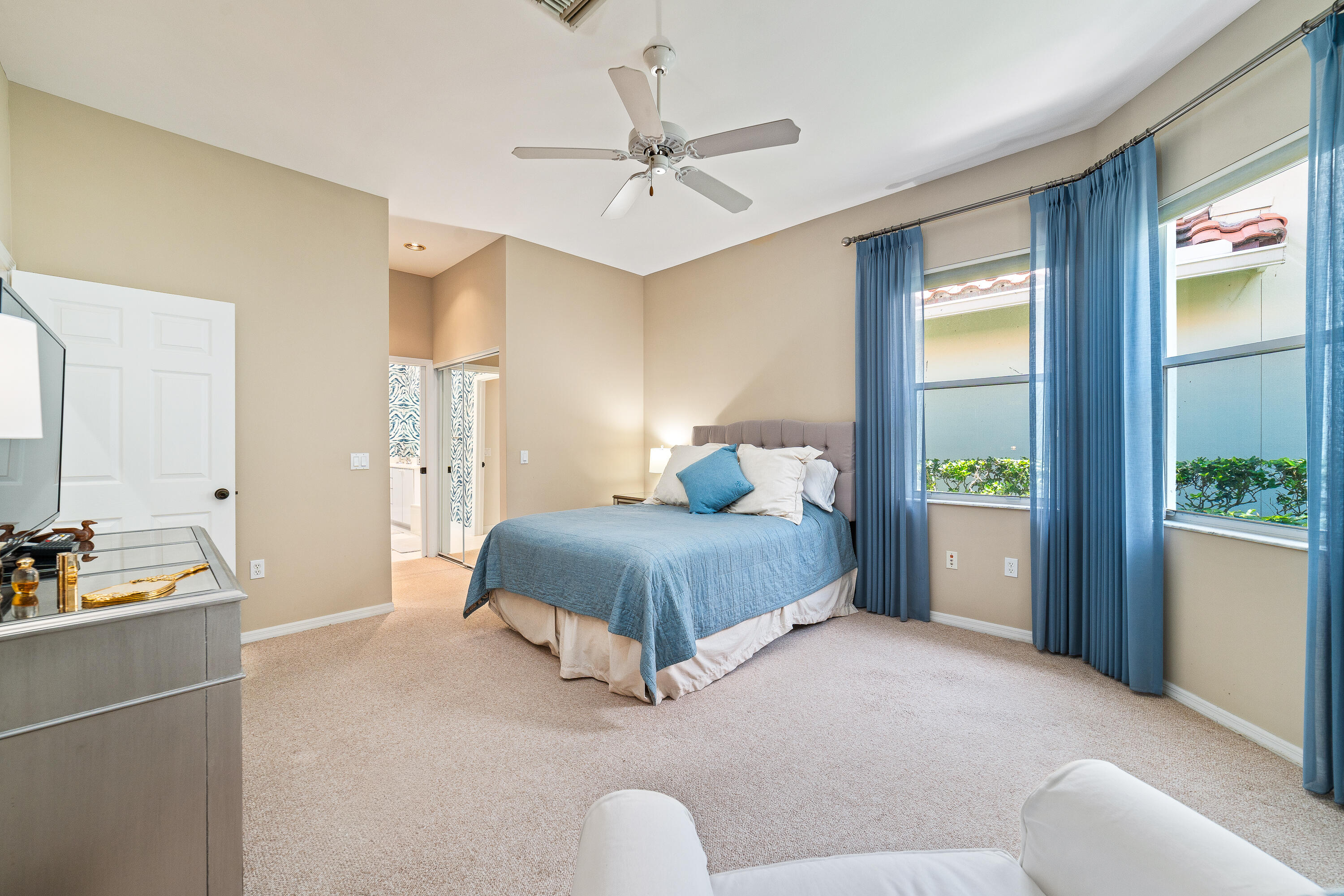 VICTORIA ISLAND GRAND HARBOR PLAT 14 - Residential