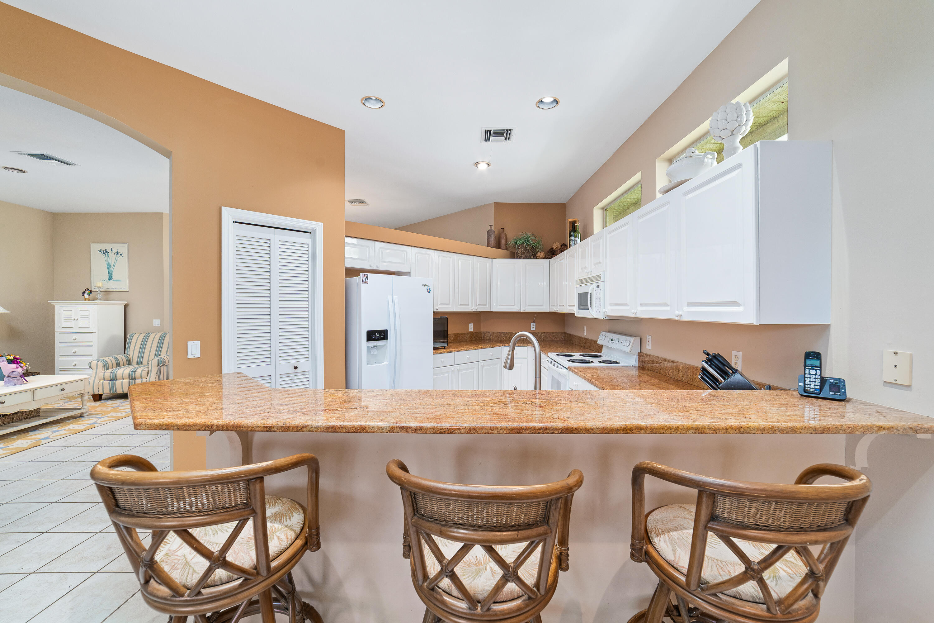 VICTORIA ISLAND GRAND HARBOR PLAT 14 - Residential