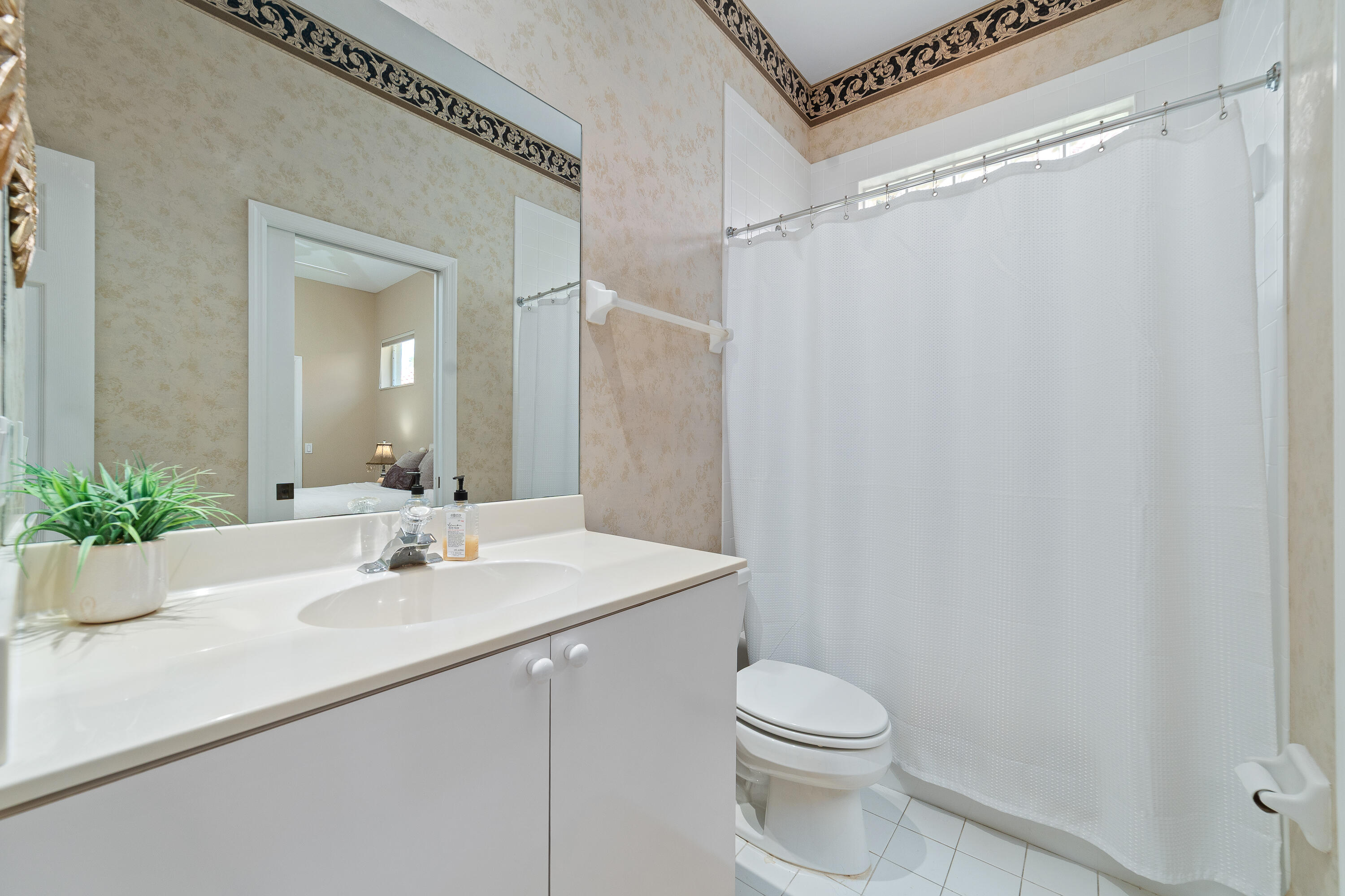 VICTORIA ISLAND GRAND HARBOR PLAT 14 - Residential