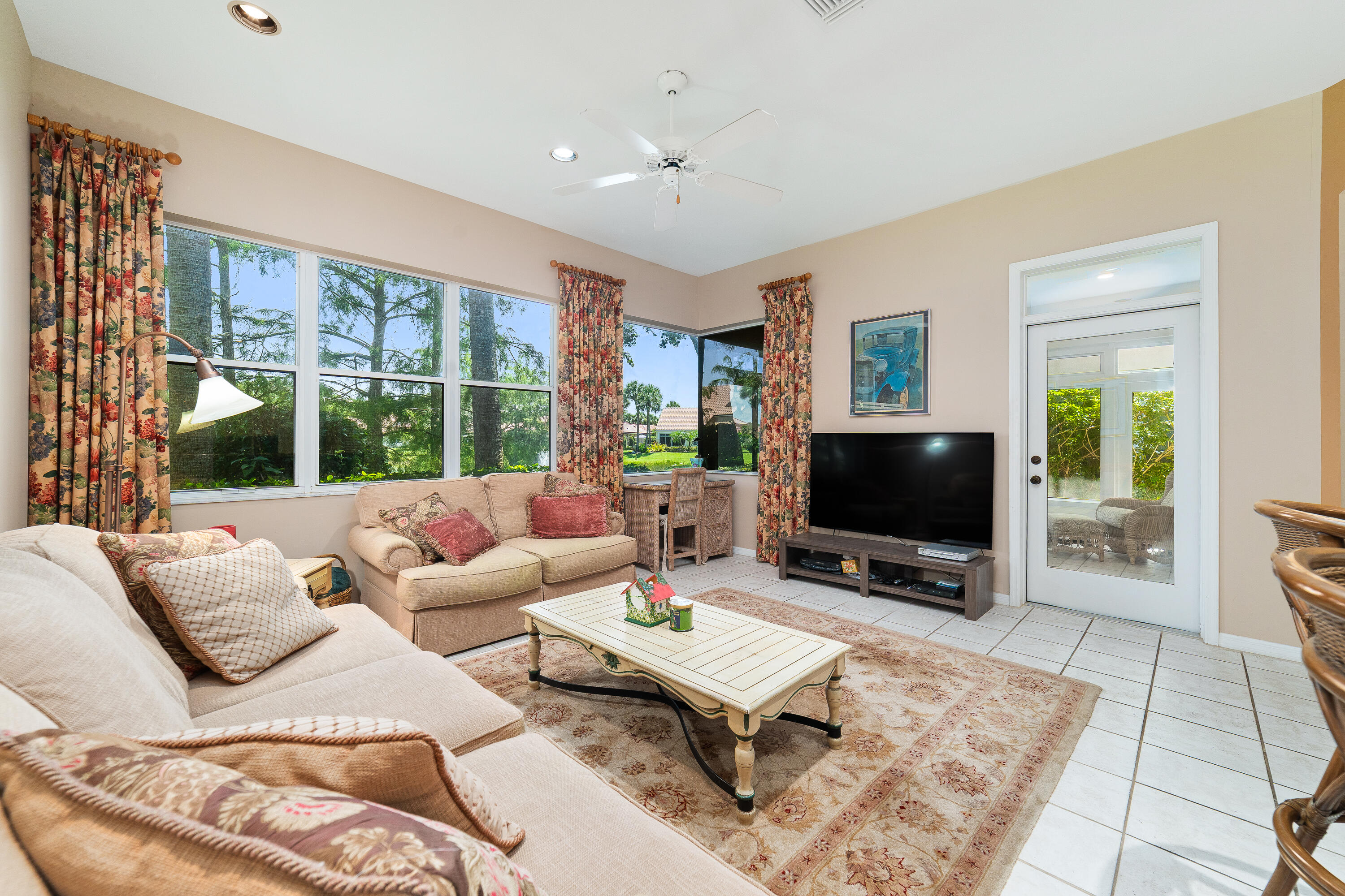 VICTORIA ISLAND GRAND HARBOR PLAT 14 - Residential