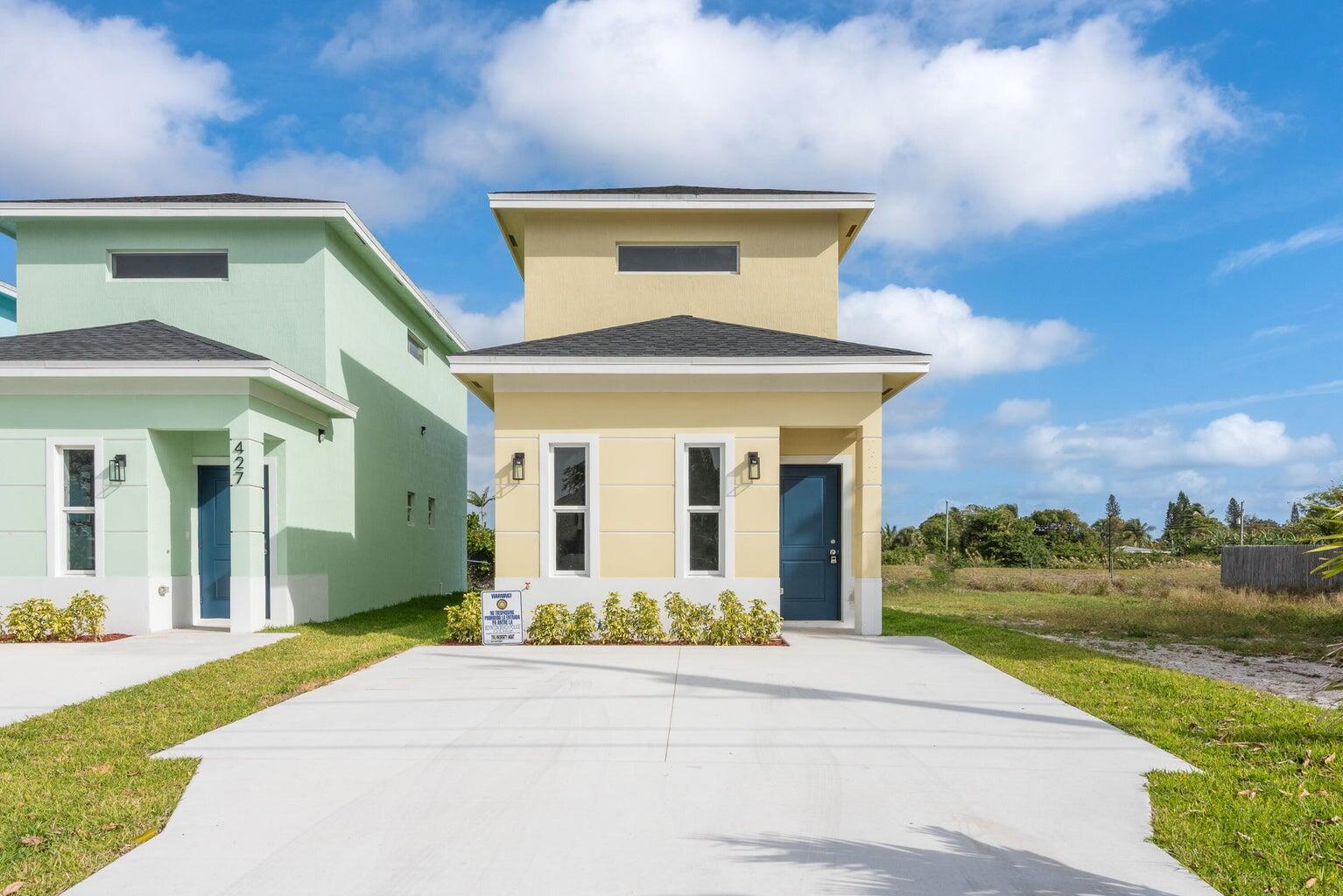 CHERRY HILLS - Residential Lease
