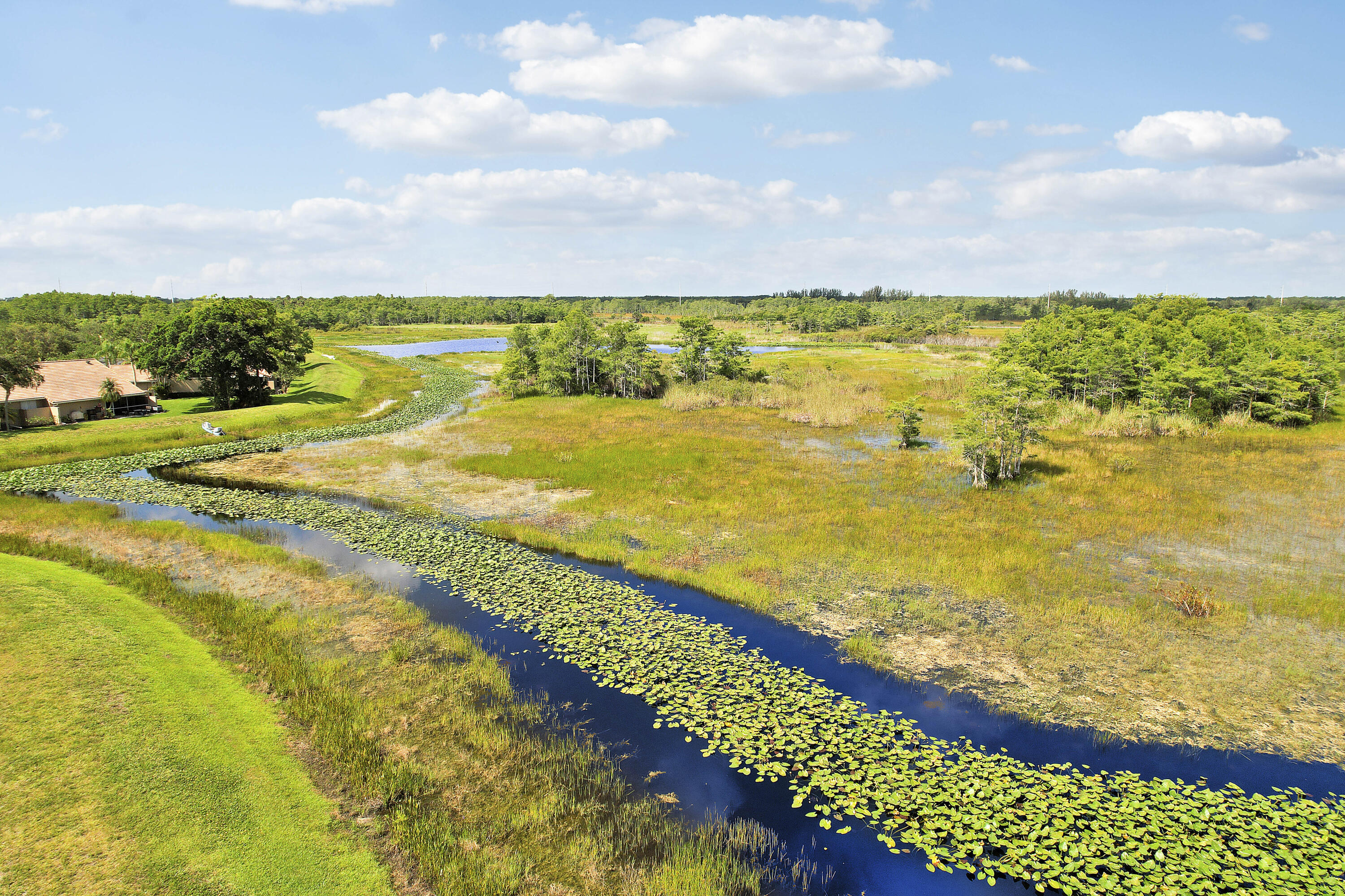 DUNBAR WOODS CONDO I II AND III IN OR4410P782, - Residential