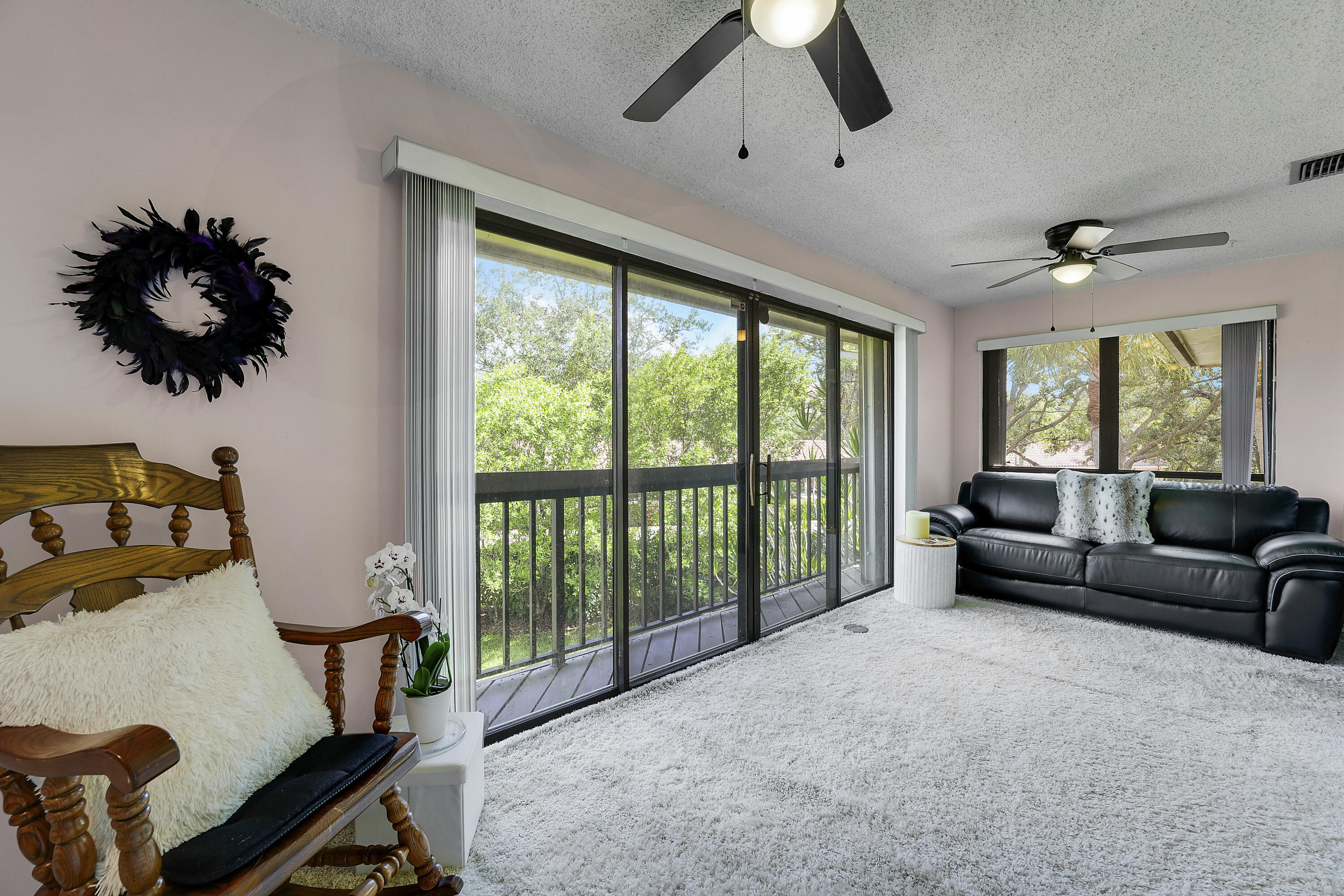 DUNBAR WOODS CONDO I II AND III IN OR4410P782, - Residential