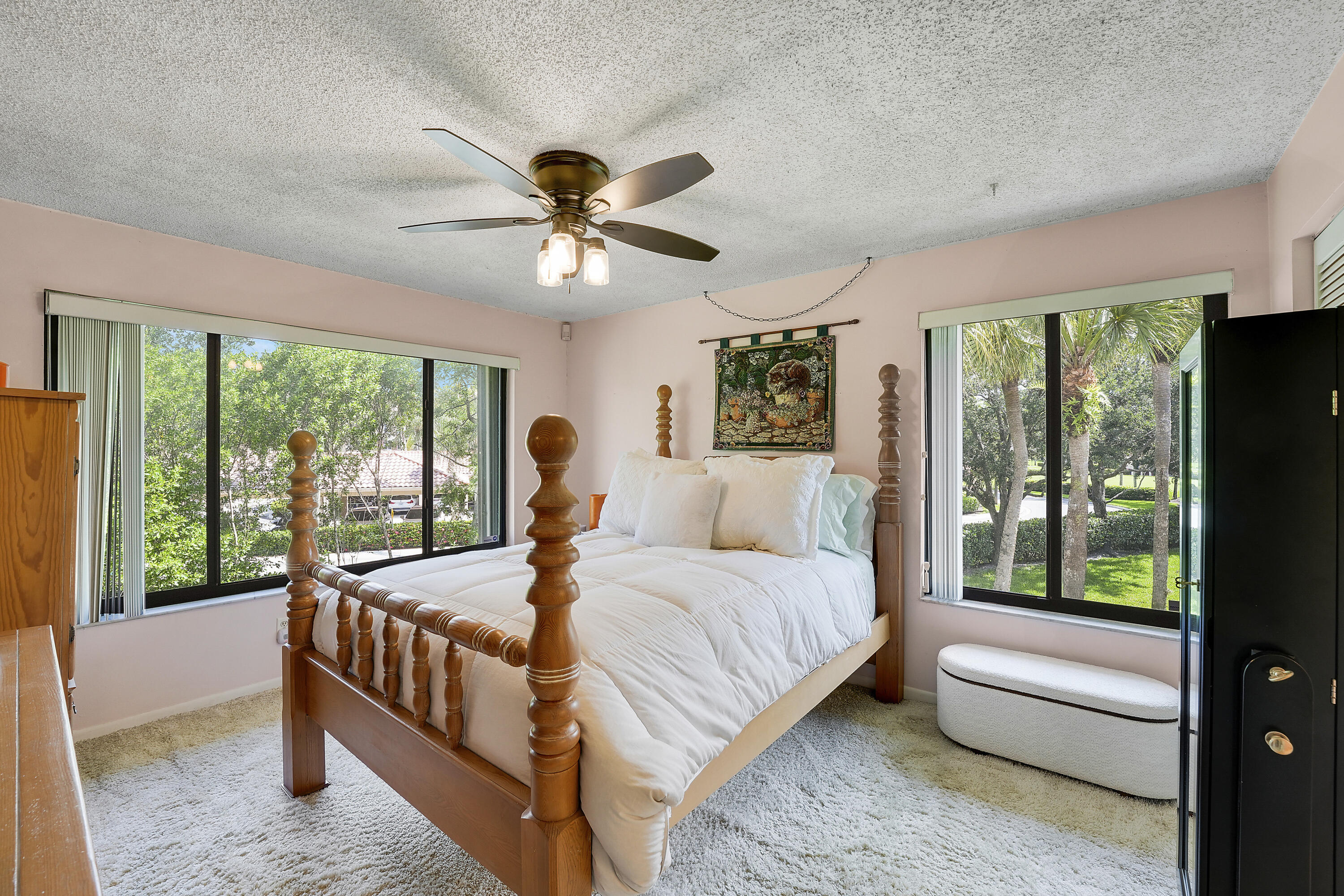 DUNBAR WOODS CONDO I II AND III IN OR4410P782, - Residential