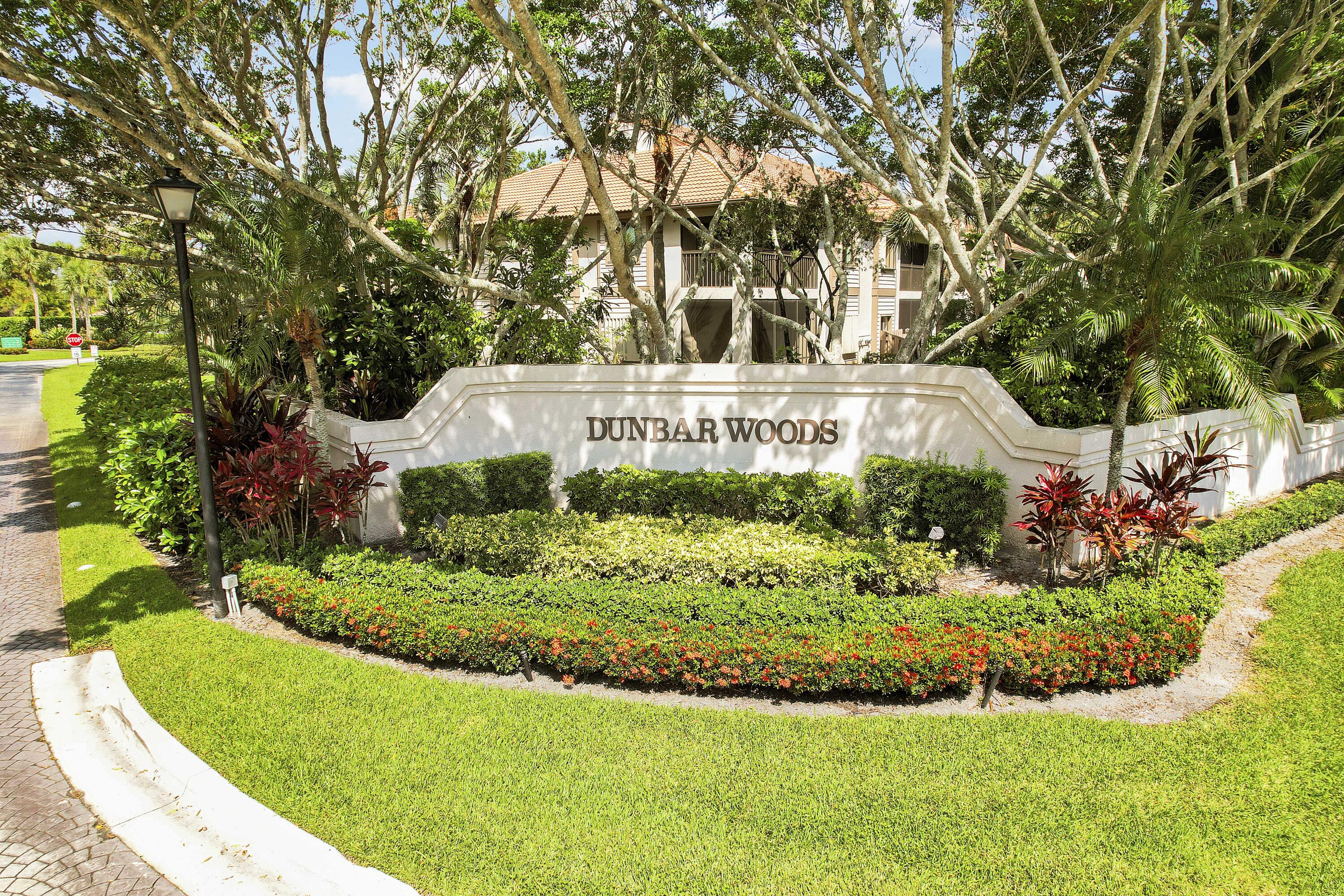 DUNBAR WOODS CONDO I II AND III IN OR4410P782, - Residential