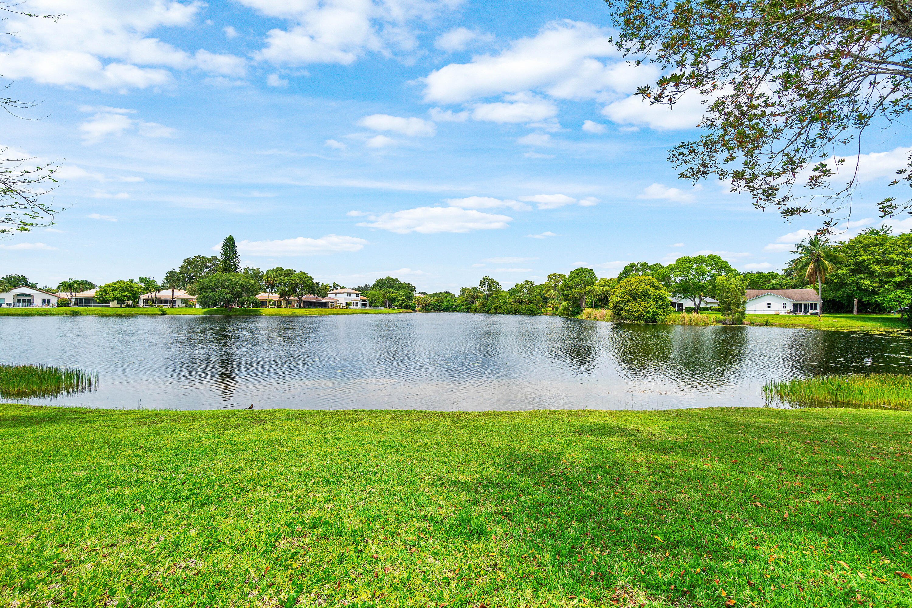 Lawrence Oaks - Residential Lease