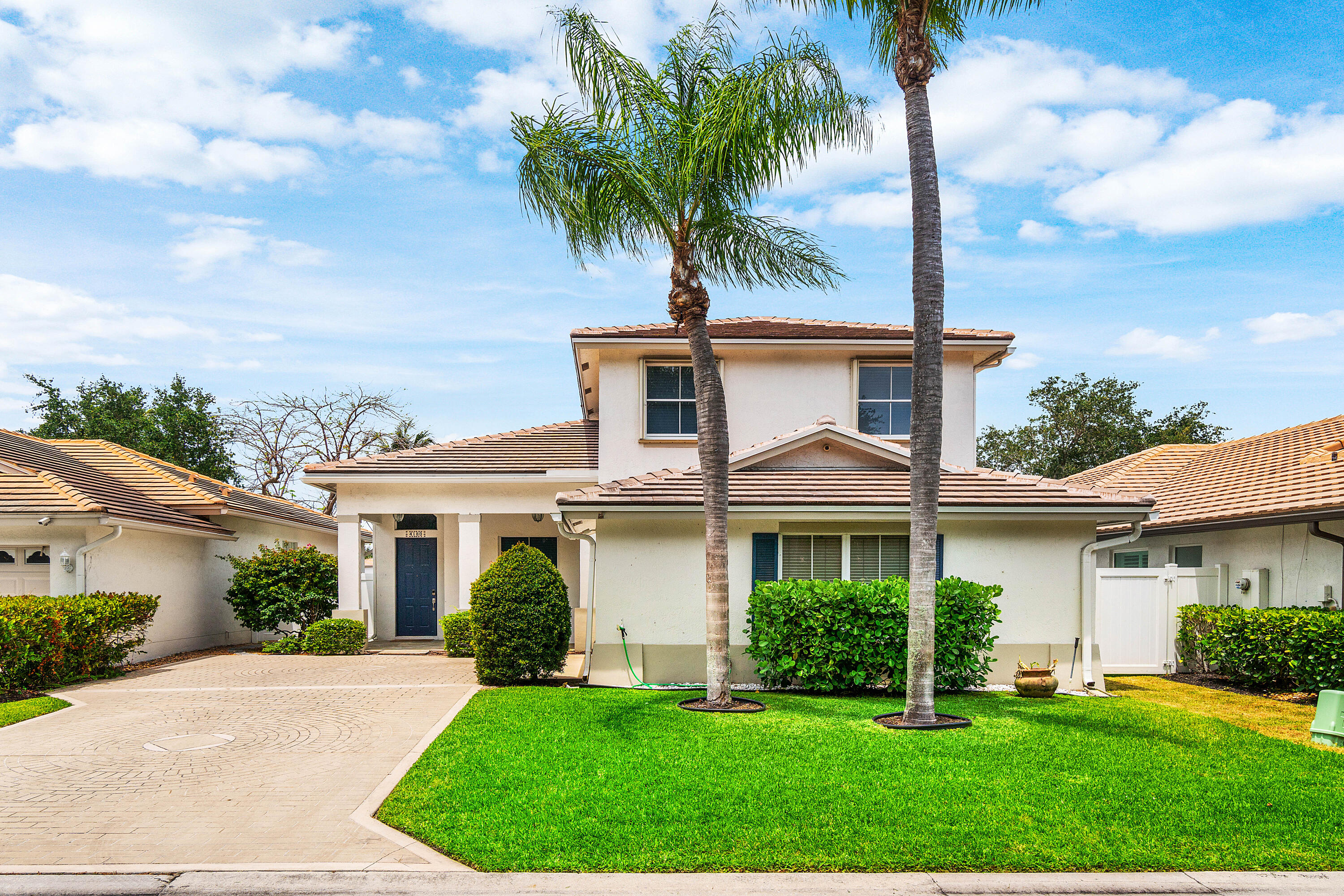Lawrence Oaks - Residential Lease