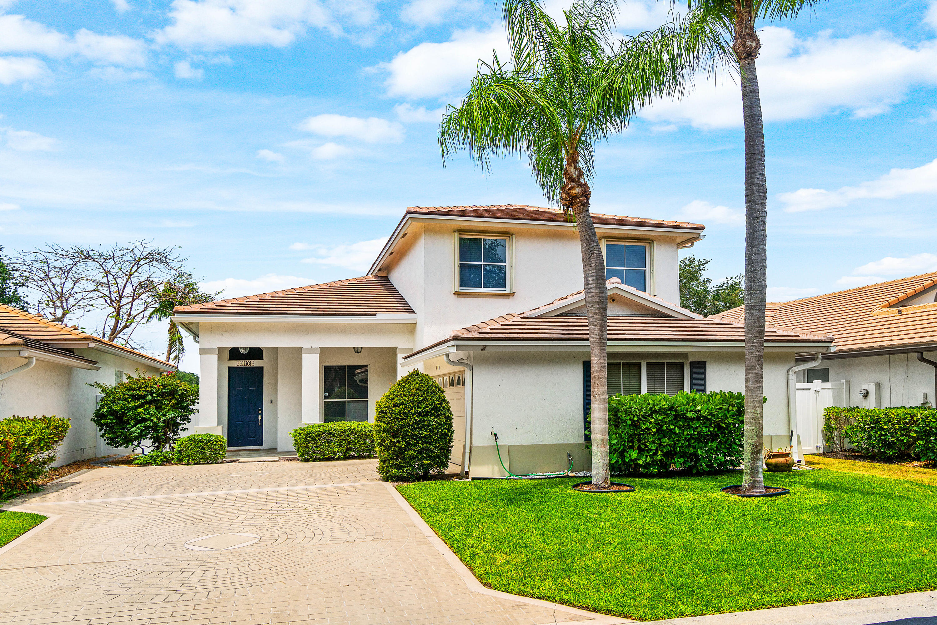 Lawrence Oaks - Residential Lease