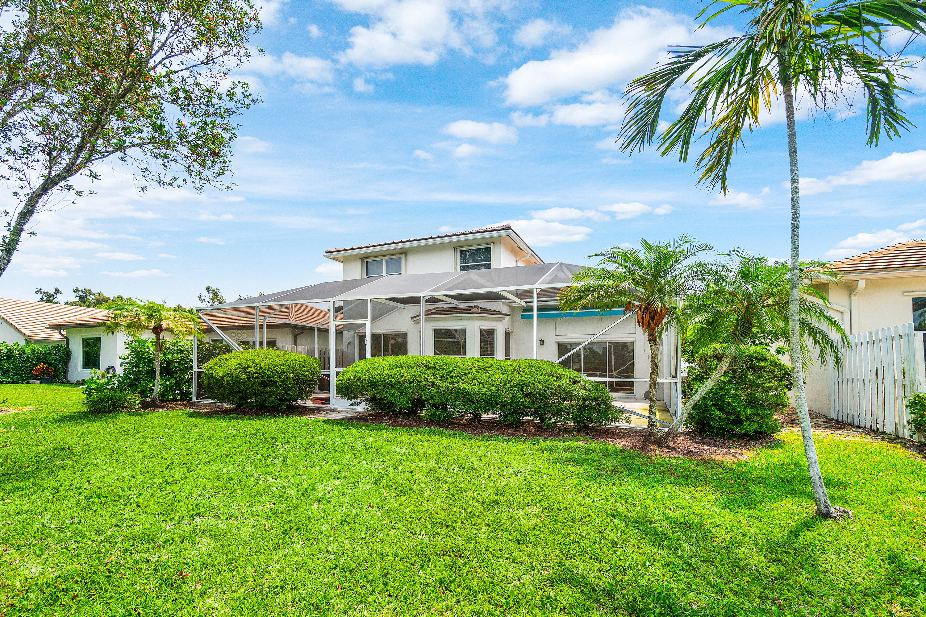 Lawrence Oaks - Residential Lease