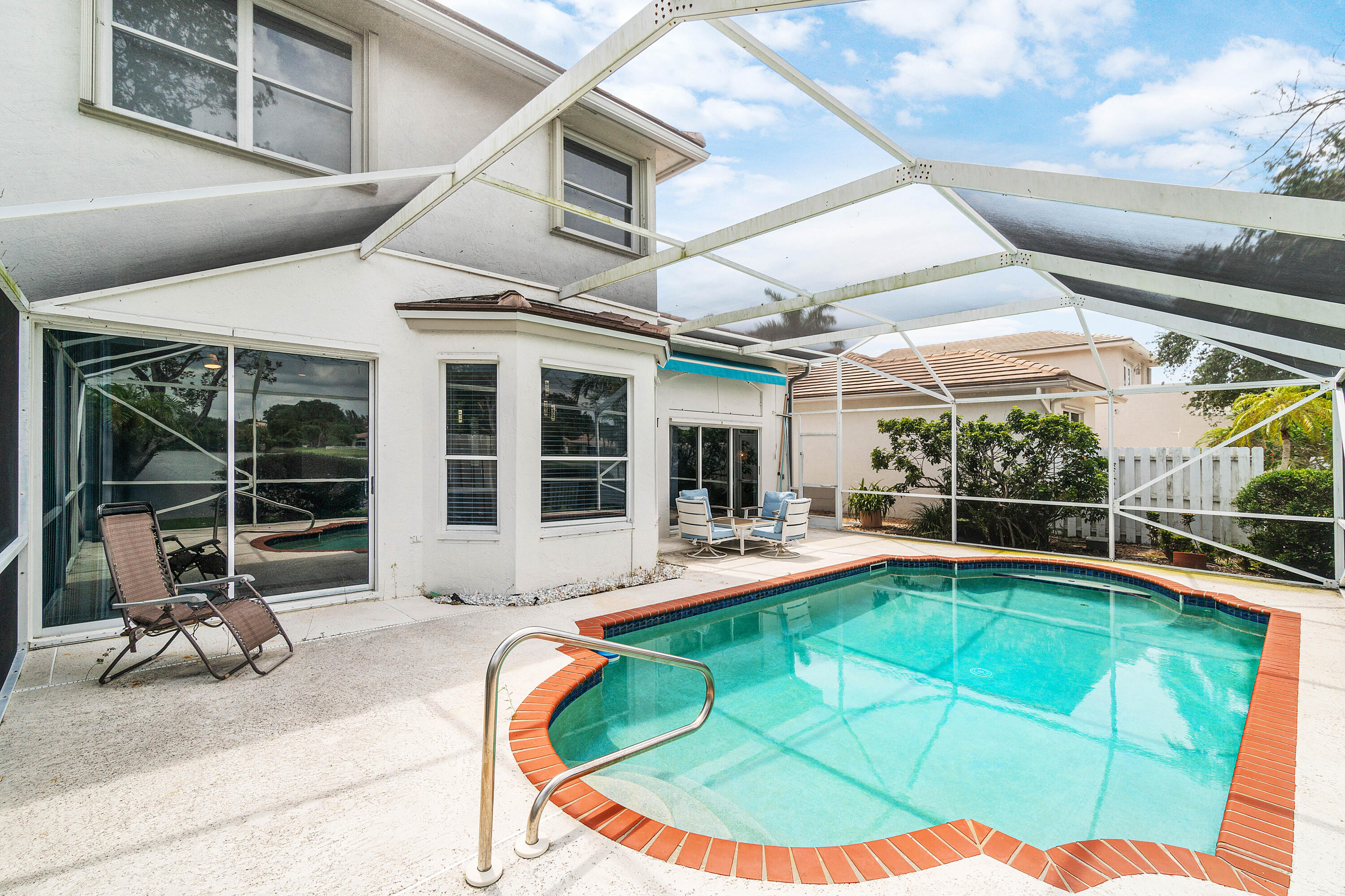 Lawrence Oaks - Residential Lease