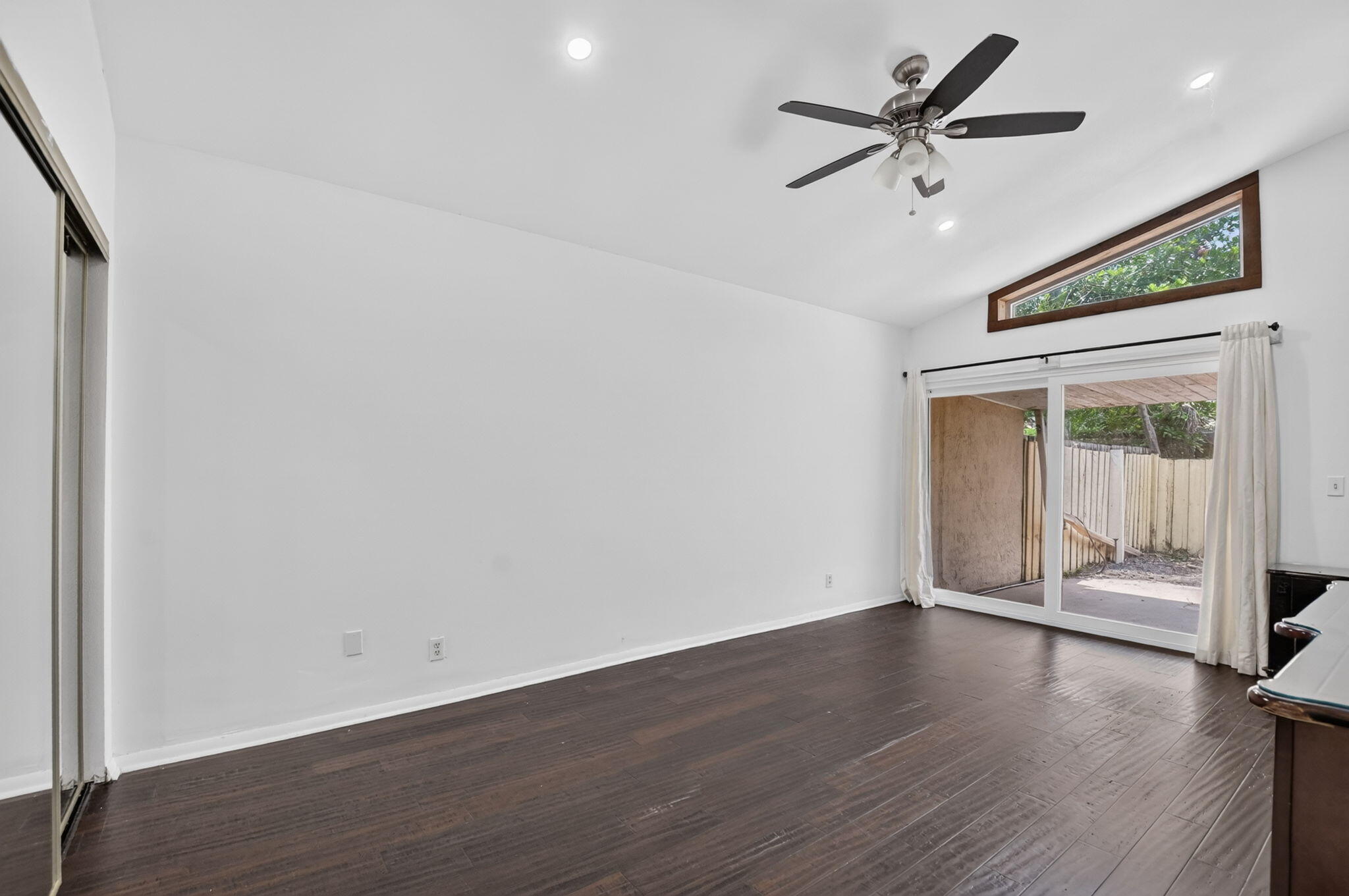 SIERRA DEL MAR - Residential Lease