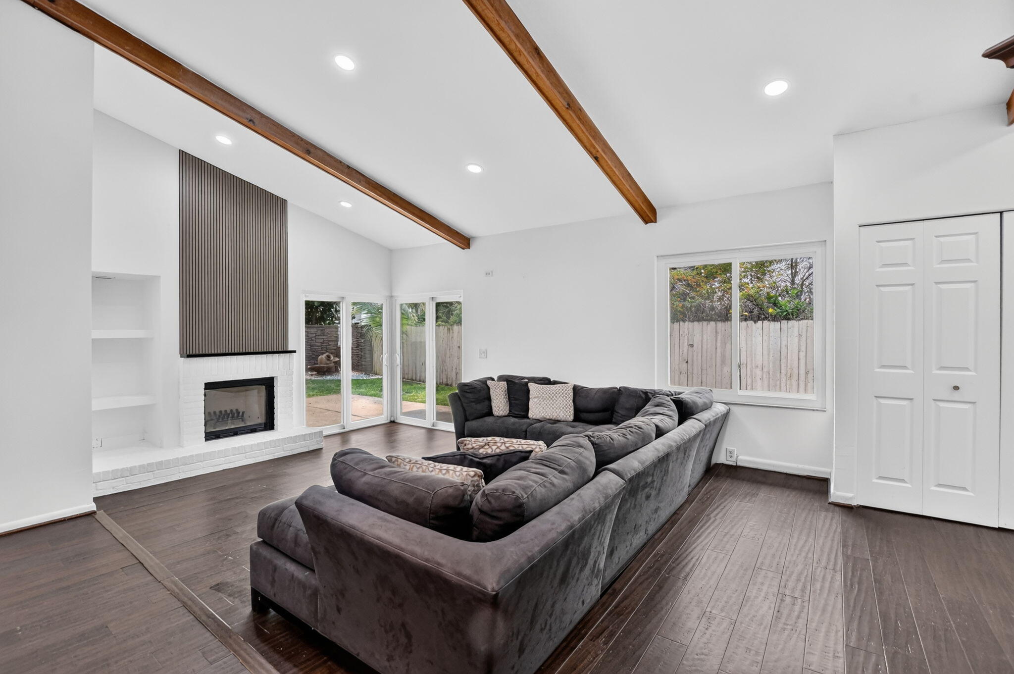 SIERRA DEL MAR - Residential Lease