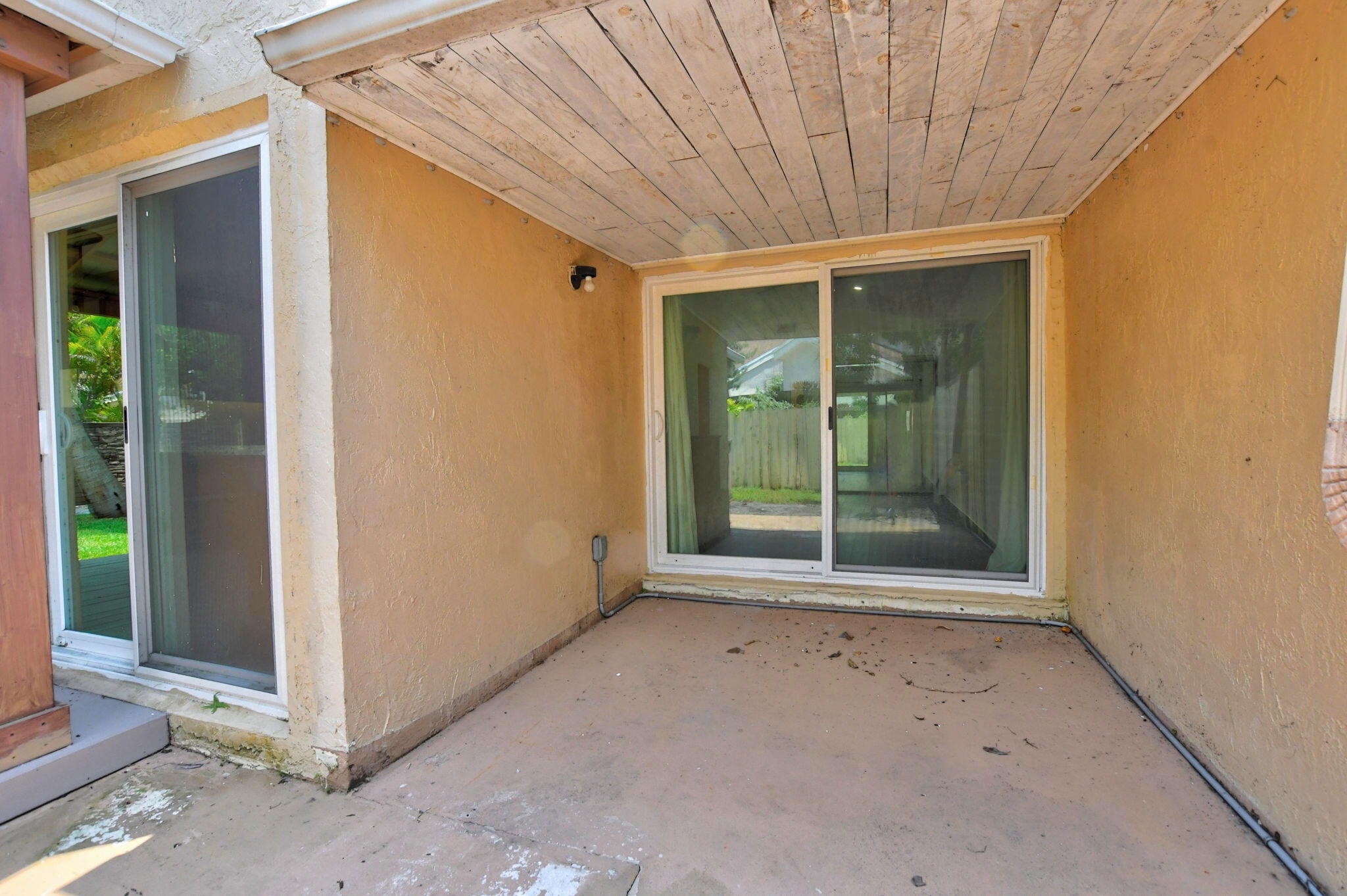 SIERRA DEL MAR - Residential Lease
